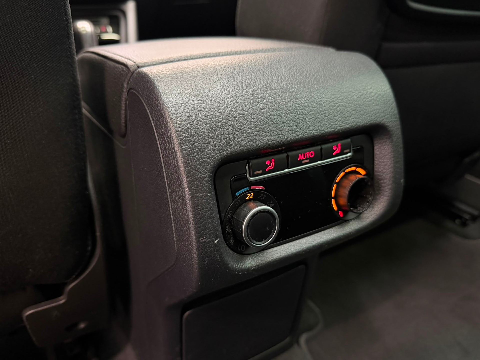 SEAT Alhambra 2.0 TDI Style Eco DSG-image-18