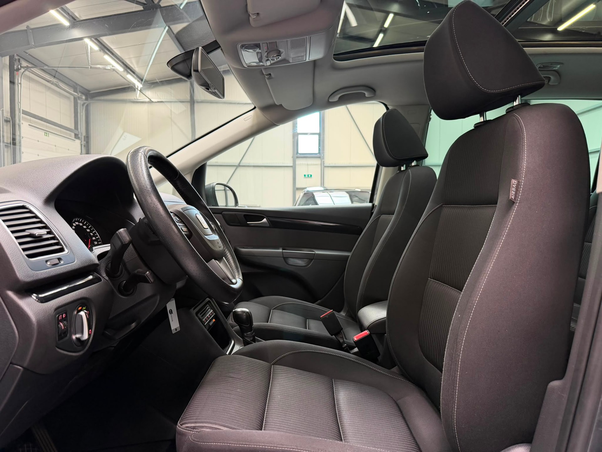 SEAT Alhambra 2.0 TDI Style Eco DSG-image-16