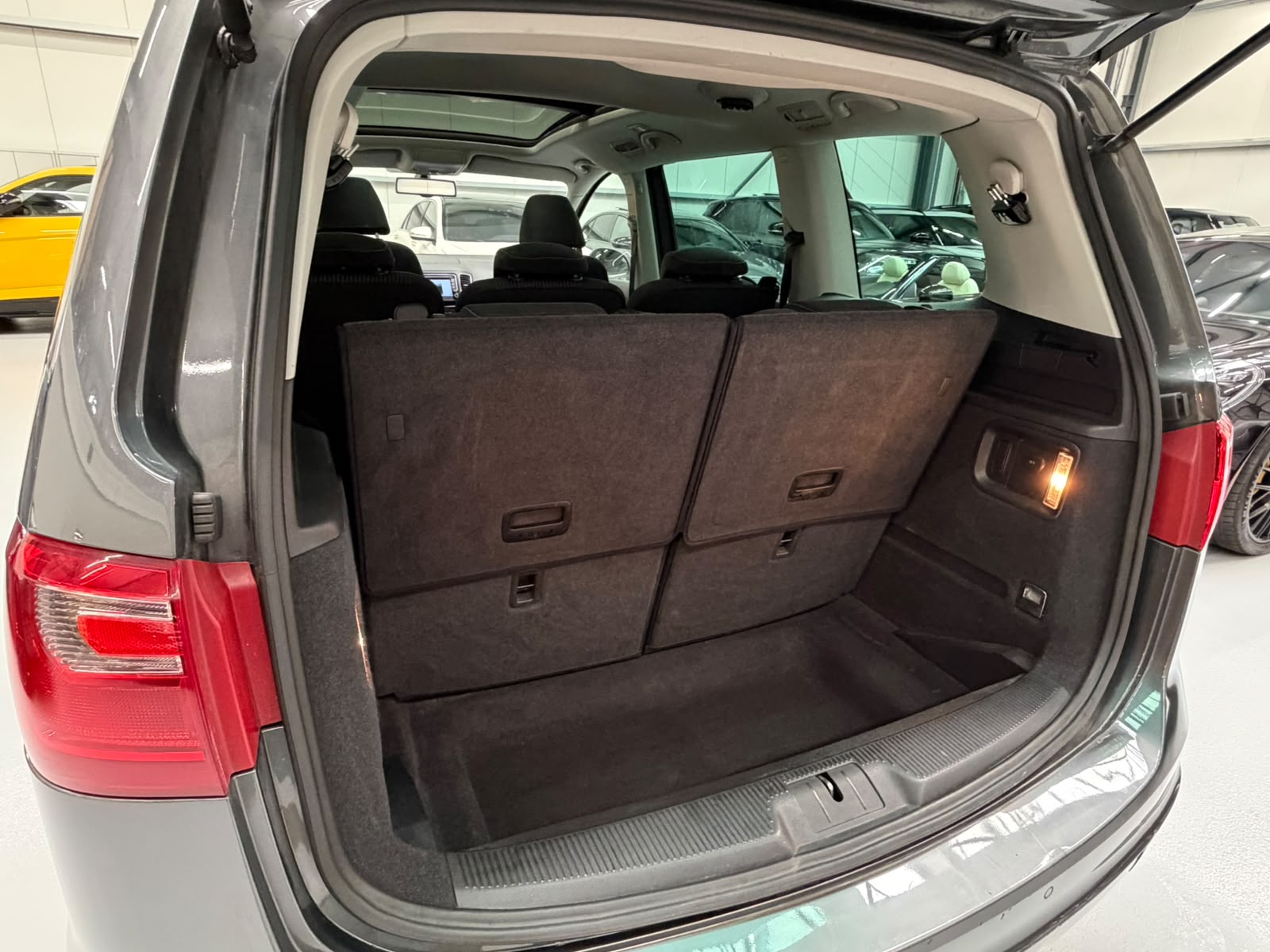 SEAT Alhambra 2.0 TDI Style Eco DSG-image-21