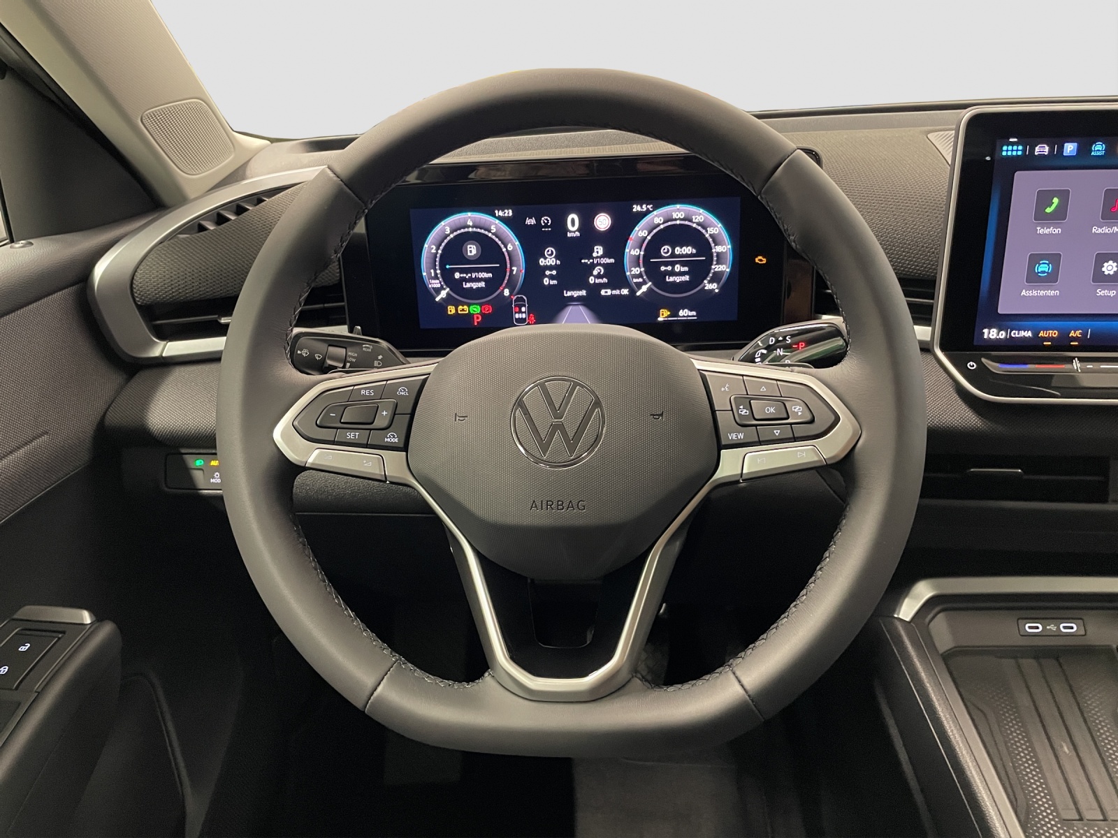 VW T-Roc 1.5 eTSI mHEV Trend DSG-image-9