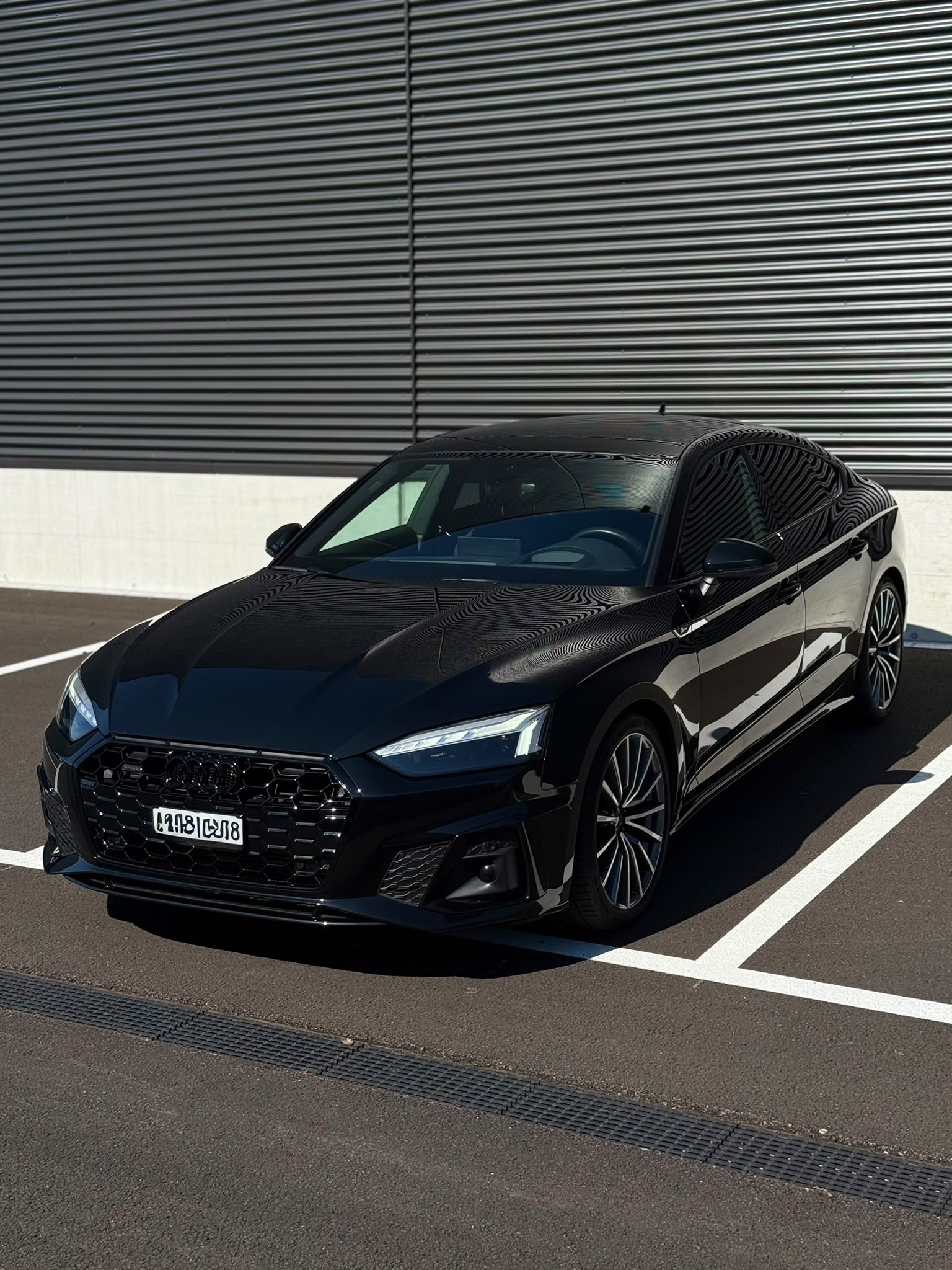 AUDI 2.0 40 TFSI S Line quattro S-Tronic-image-0