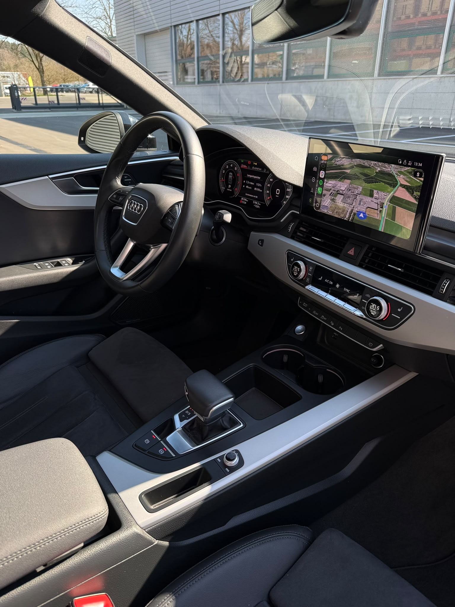 AUDI 2.0 40 TFSI S Line quattro S-Tronic-image-7