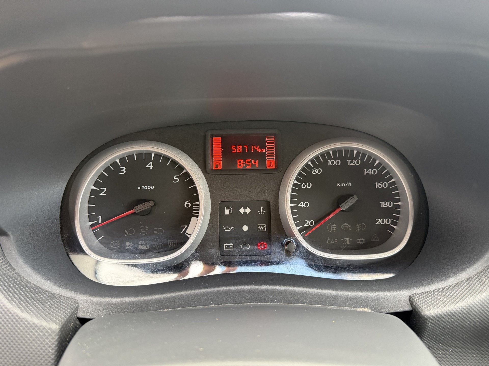 DACIA Duster 1.6 Ambiance 4x4-image-10