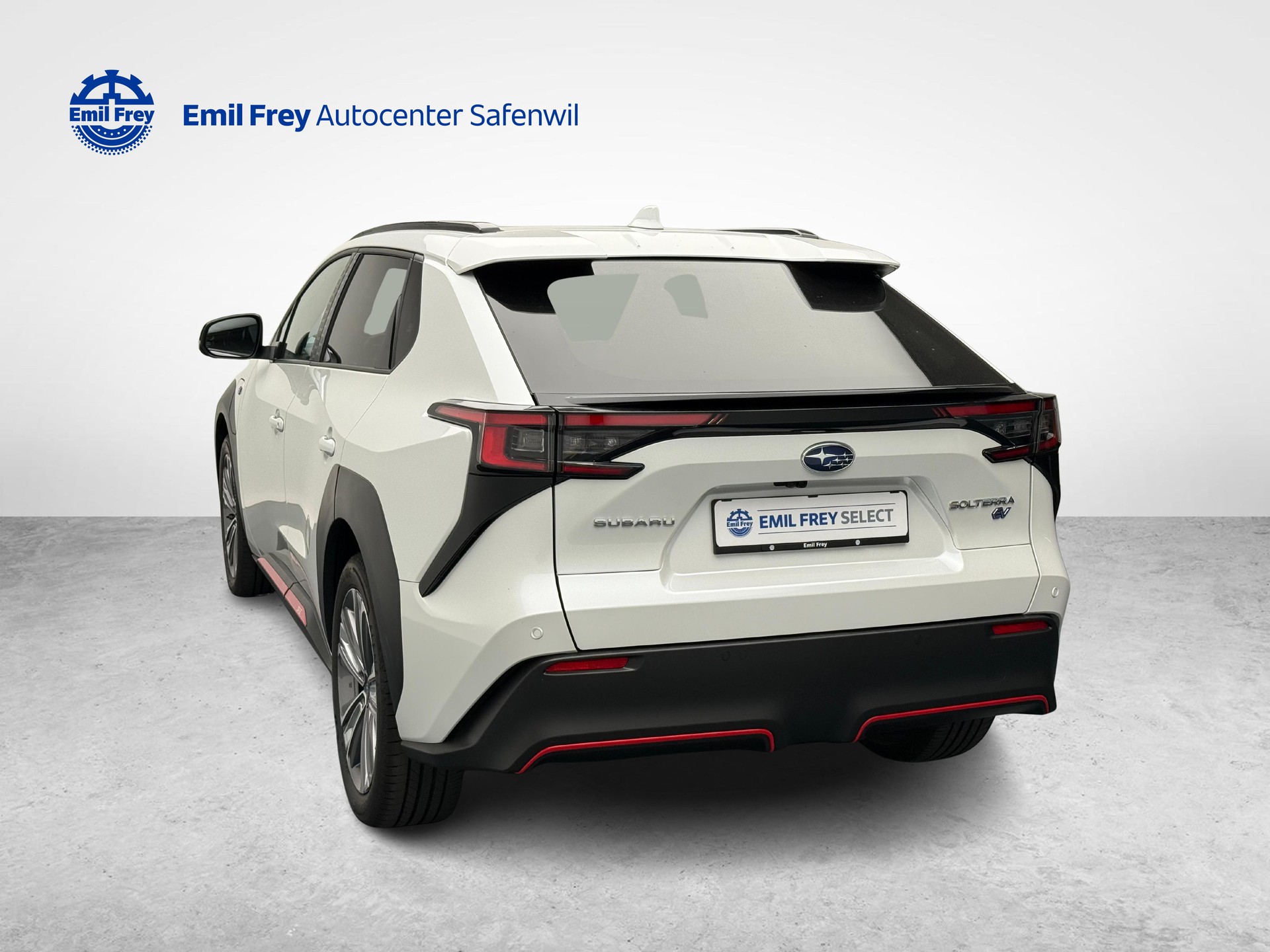 SUBARU Solterra eV Luxury AWD-showroom-element-2
