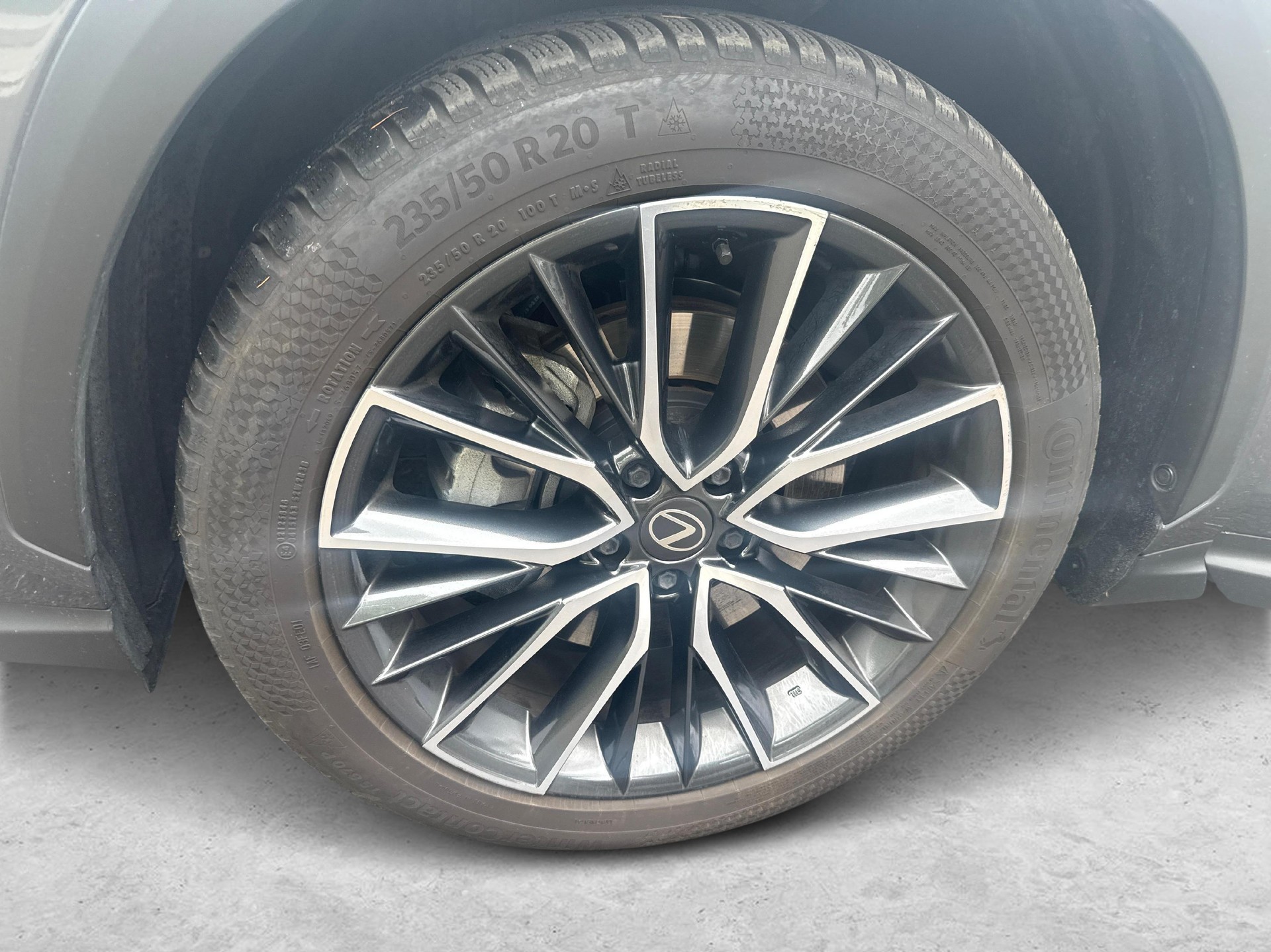 LEXUS NX 450h+ Excellence-image-14