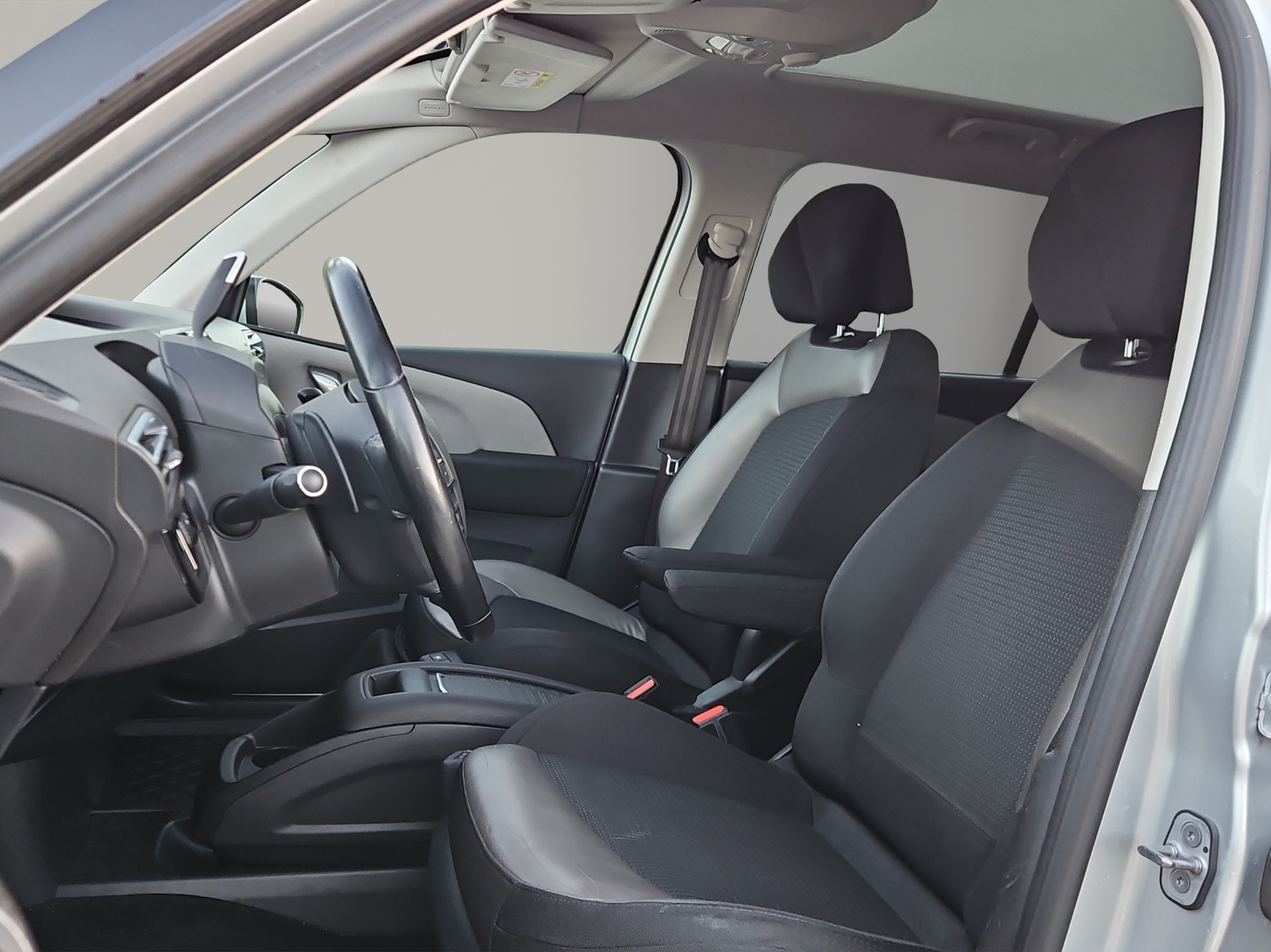CITROEN Grand C4 Picasso 2.0 BlueHDi Exclusive Automatic-image-8