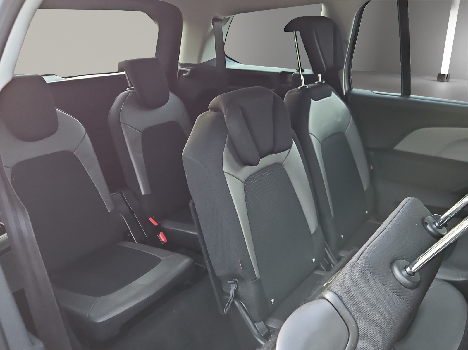 CITROEN Grand C4 Picasso 2.0 BlueHDi Exclusive Automatic-image-14