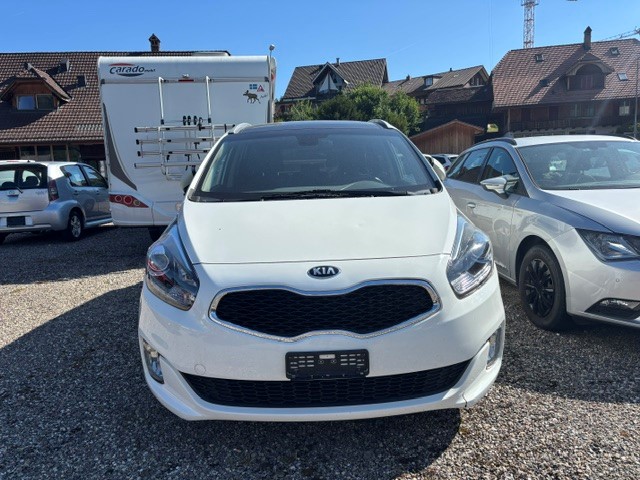 KIA Carens 1.7 CRDi Trend DCT