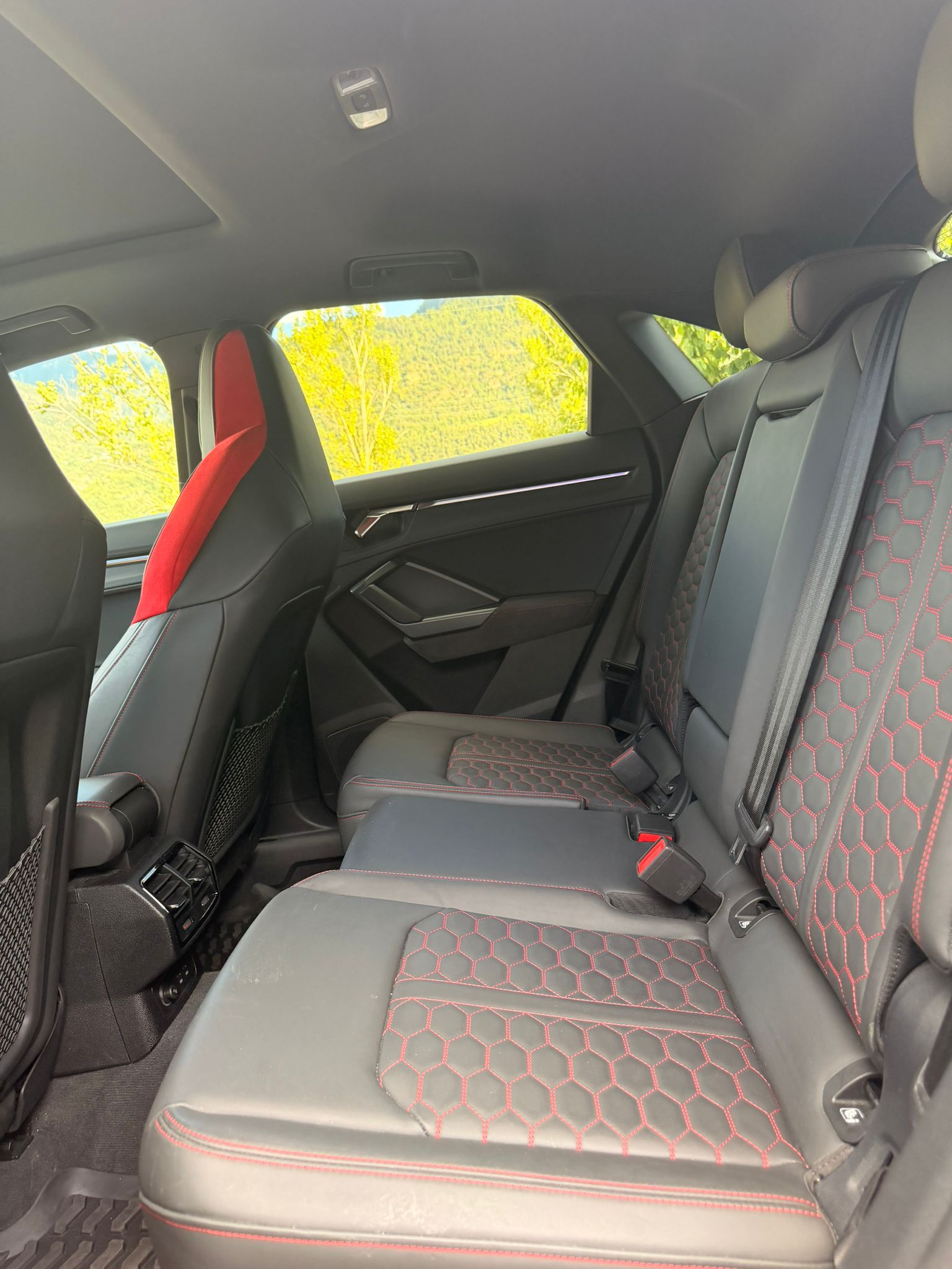 AUDI 2.5 TFSI quattro S-Tronic-image-5