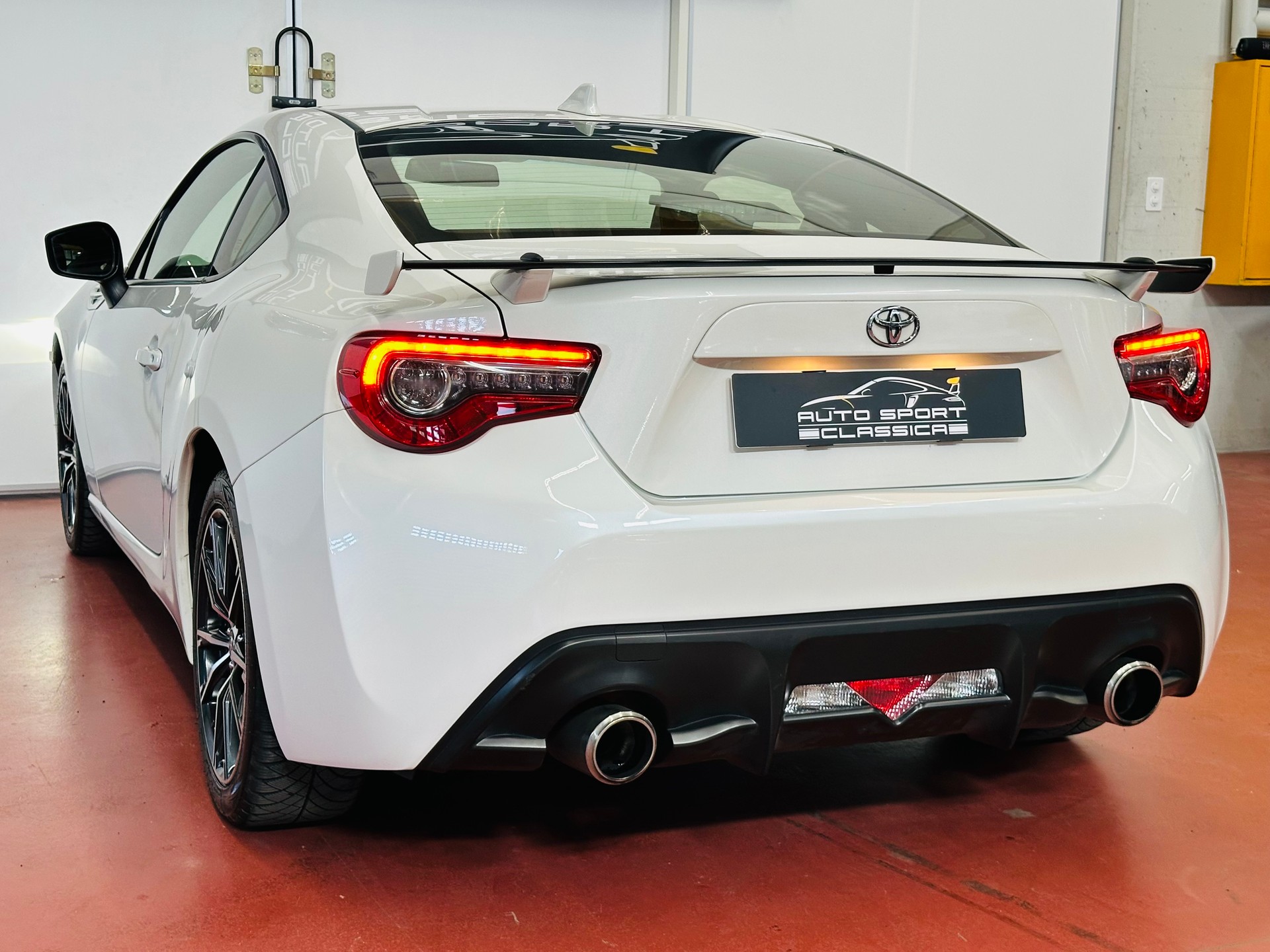 TOYOTA GT 86 2.0 D-4S Sport-image-9