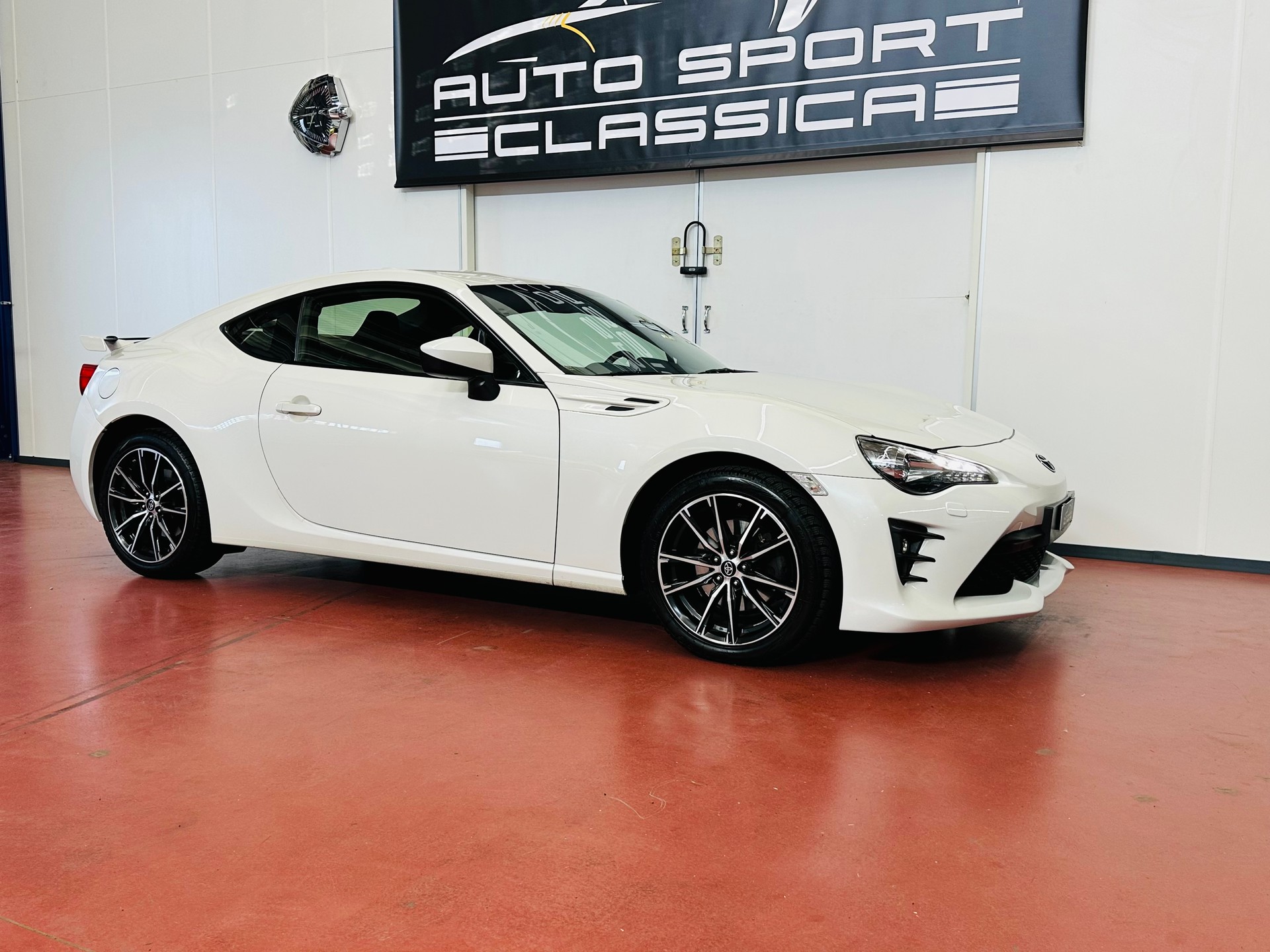 TOYOTA GT 86 2.0 D-4S Sport-image-6