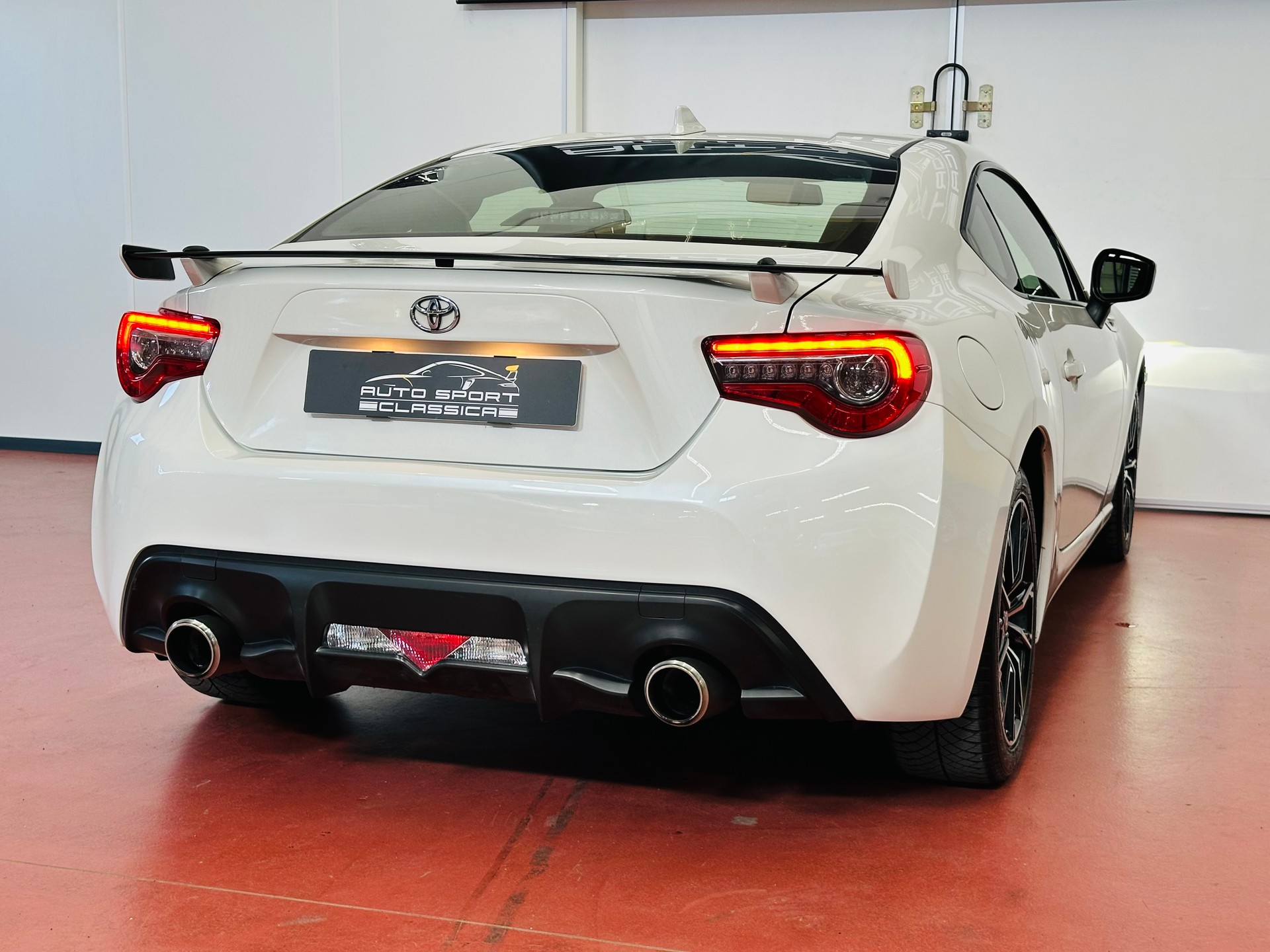 TOYOTA GT 86 2.0 D-4S Sport-image-10