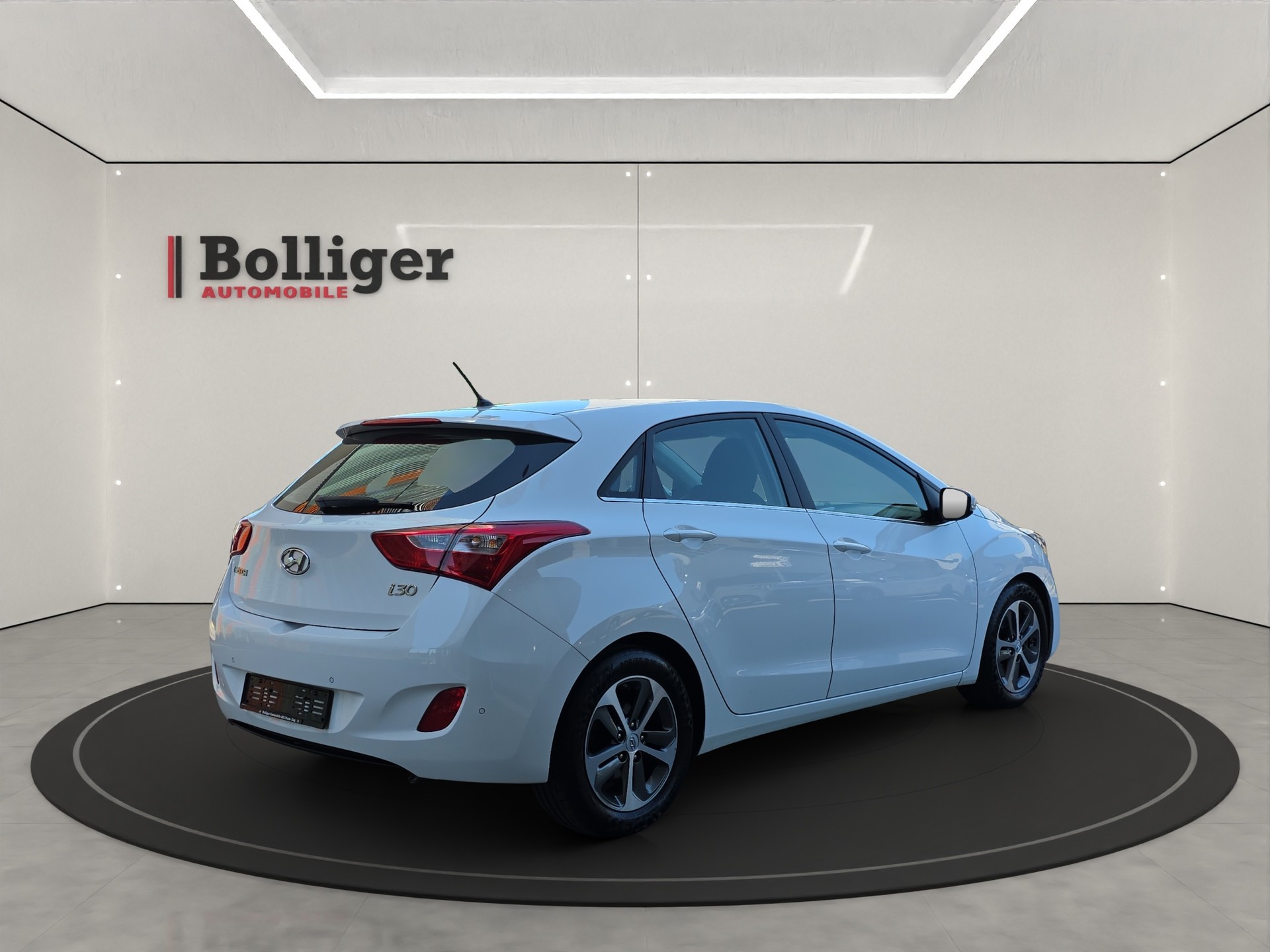 HYUNDAI i30 1.6 GDI Plena-image-6