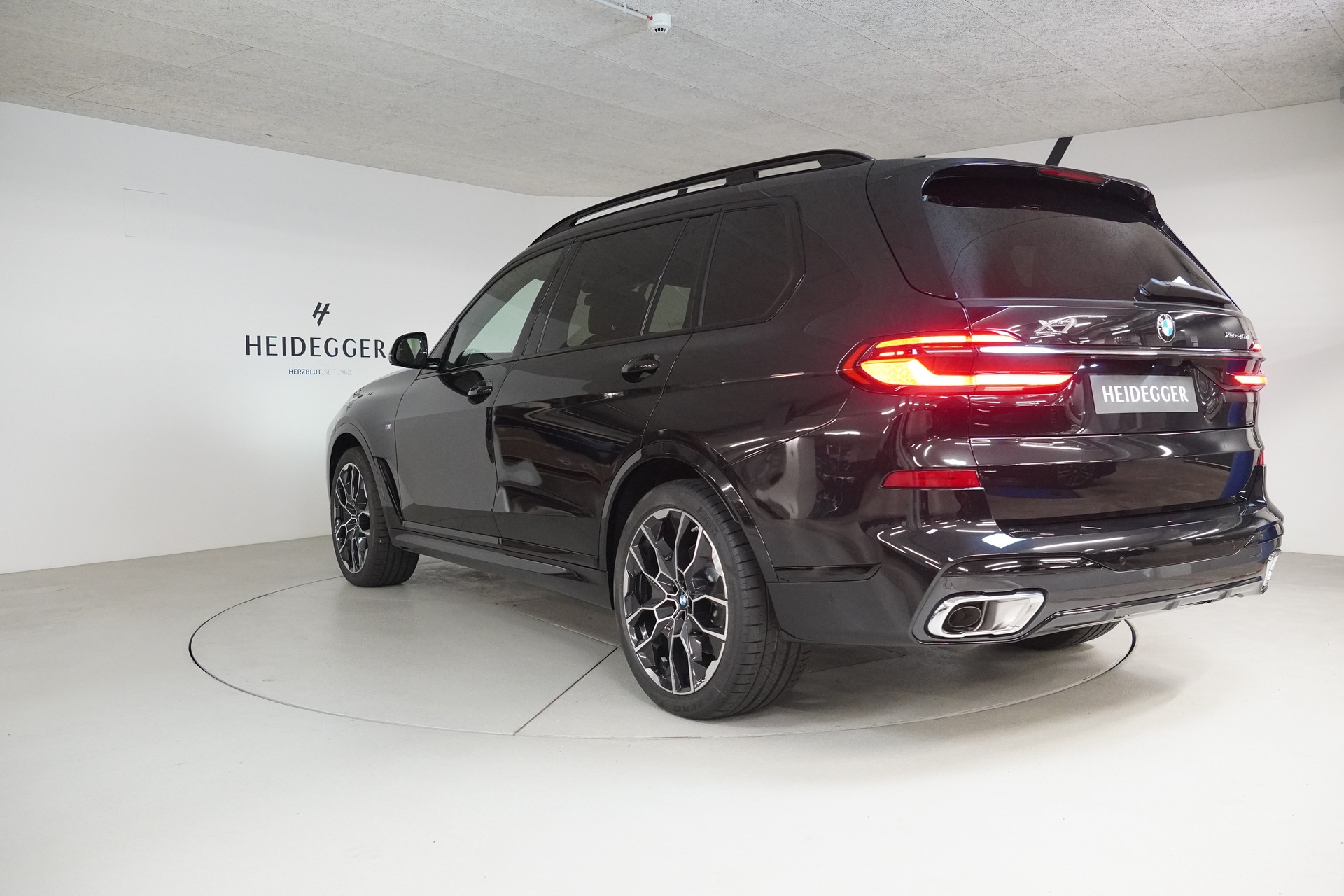 BMW X7 xDrive 48V 40d M Sport Steptronic-image-4