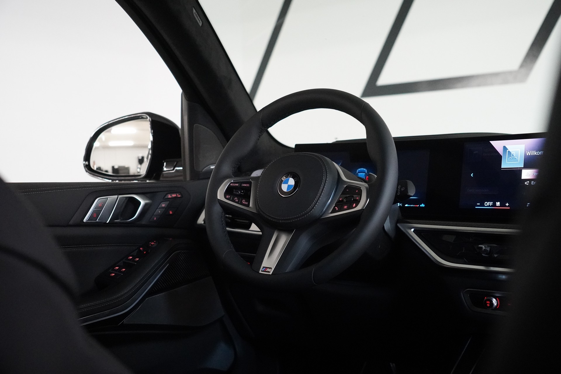 BMW X7 xDrive 48V 40d M Sport Steptronic-image-23