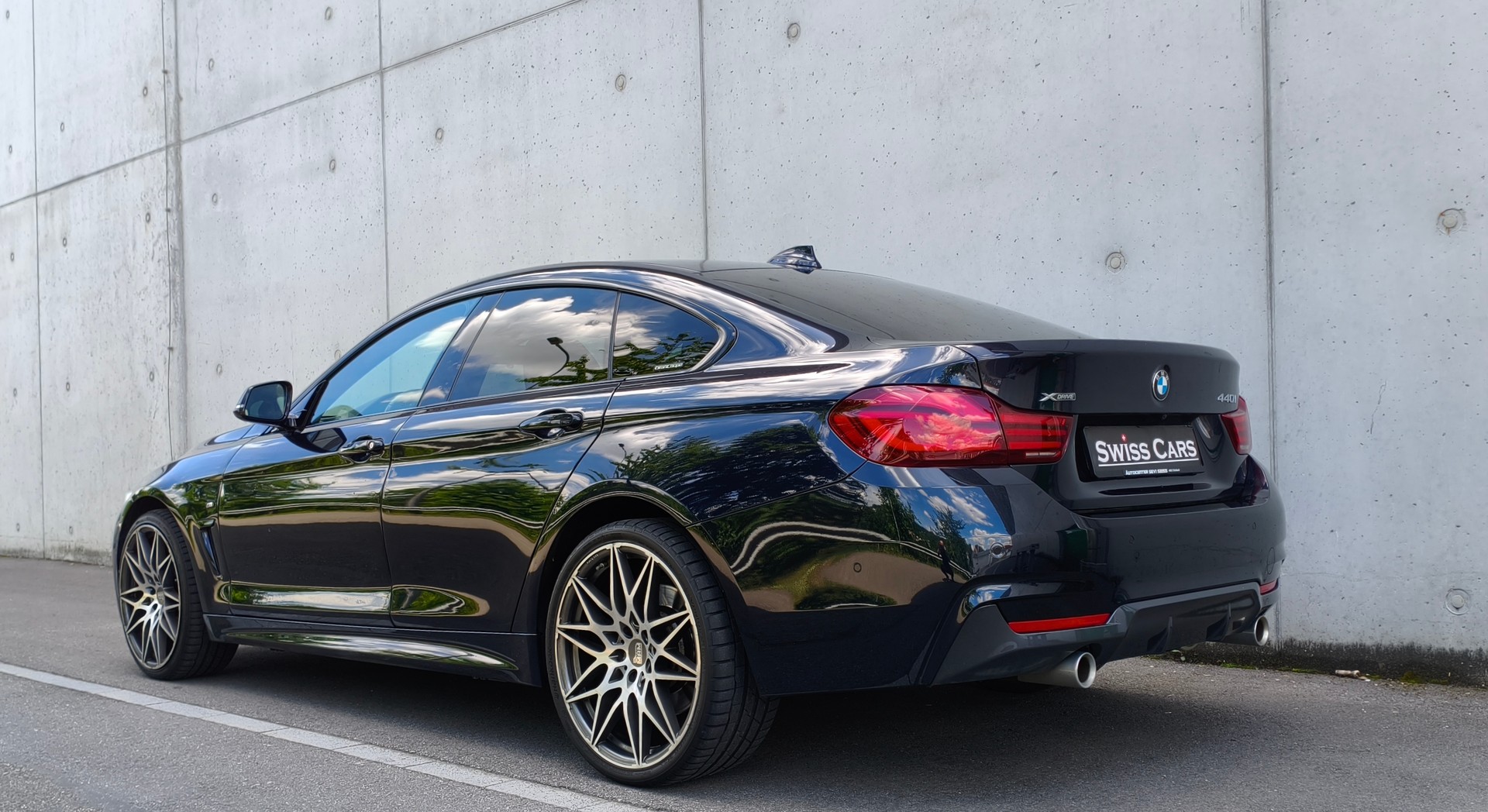 BMW 440i Gran Coupé xDrive M Sport Individual Steptronic-image-4