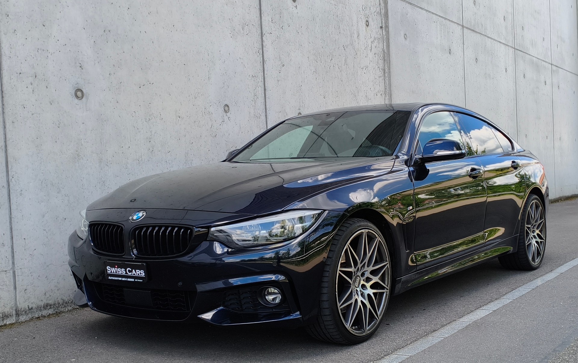 BMW 440i Gran Coupé xDrive M Sport Individual Steptronic-image-1