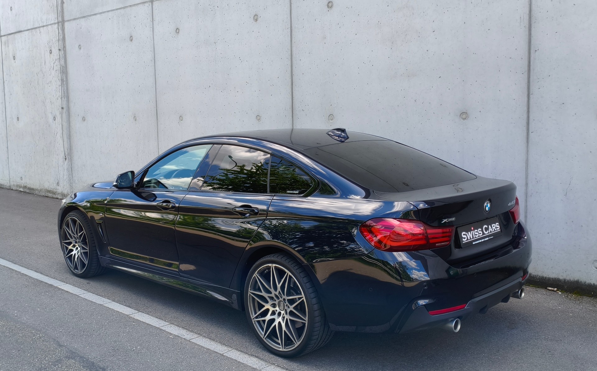 BMW 440i Gran Coupé xDrive M Sport Individual Steptronic-image-3