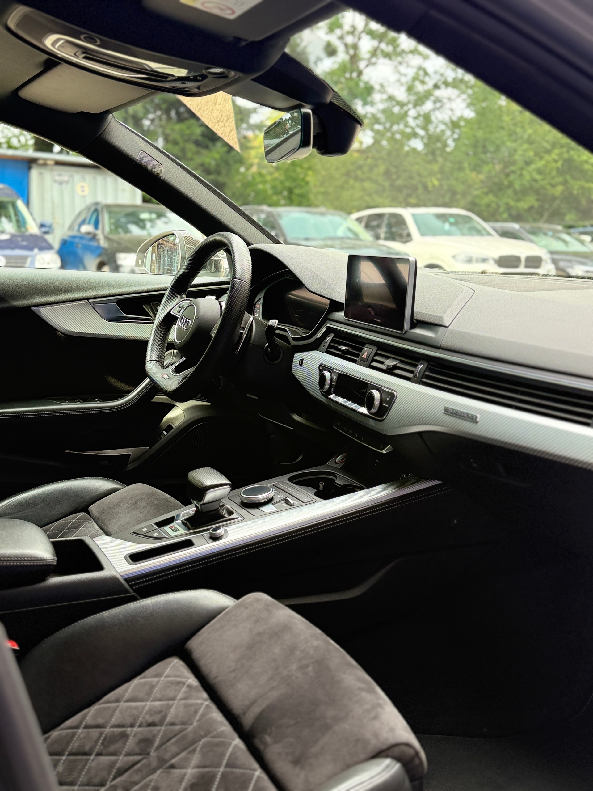 AUDI RS4 Avant 2.9 TFSI quattro tiptronic-image-4