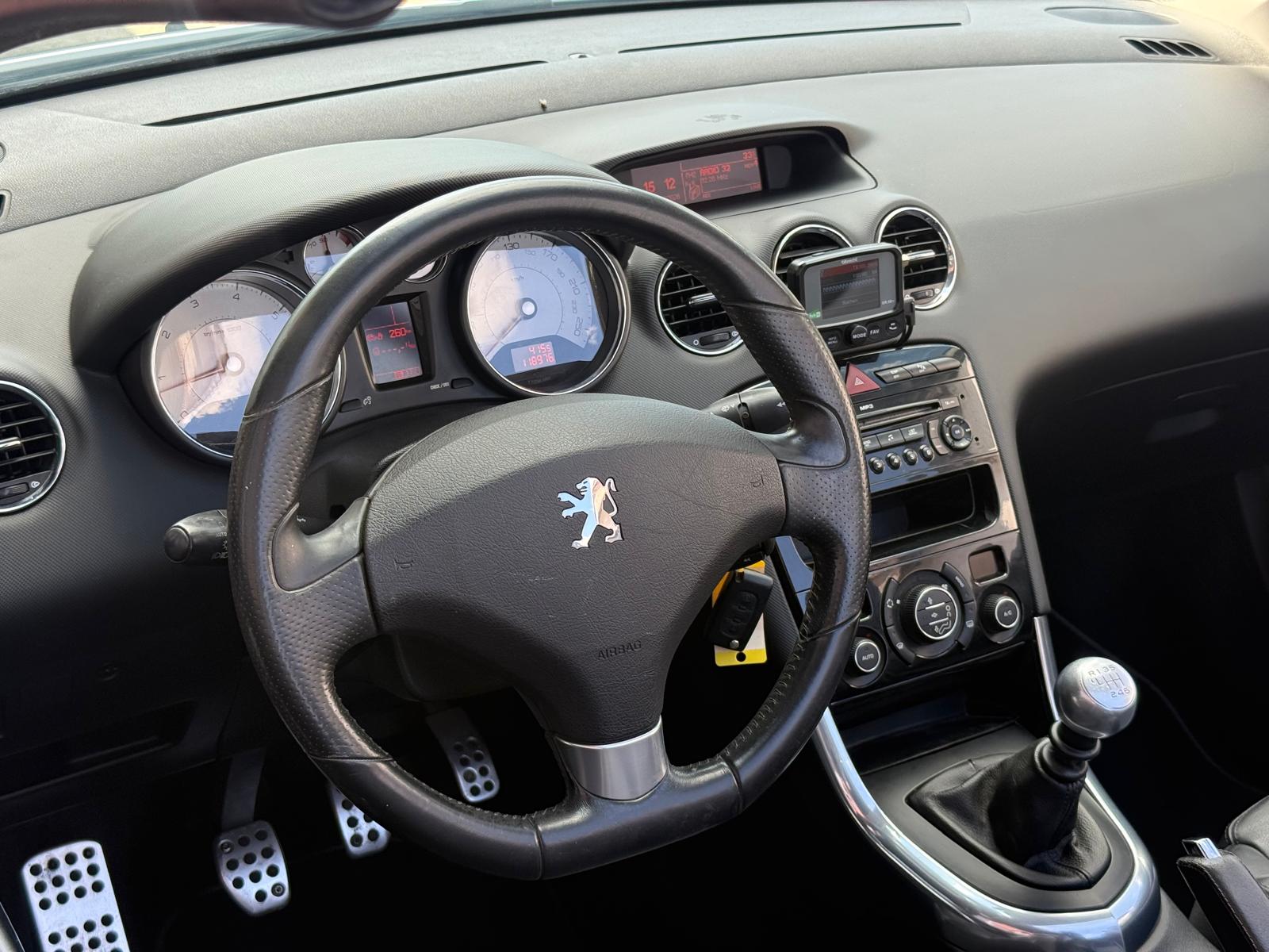 PEUGEOT 308 CC 1.6 16V Turbo Sport Pack-image-11