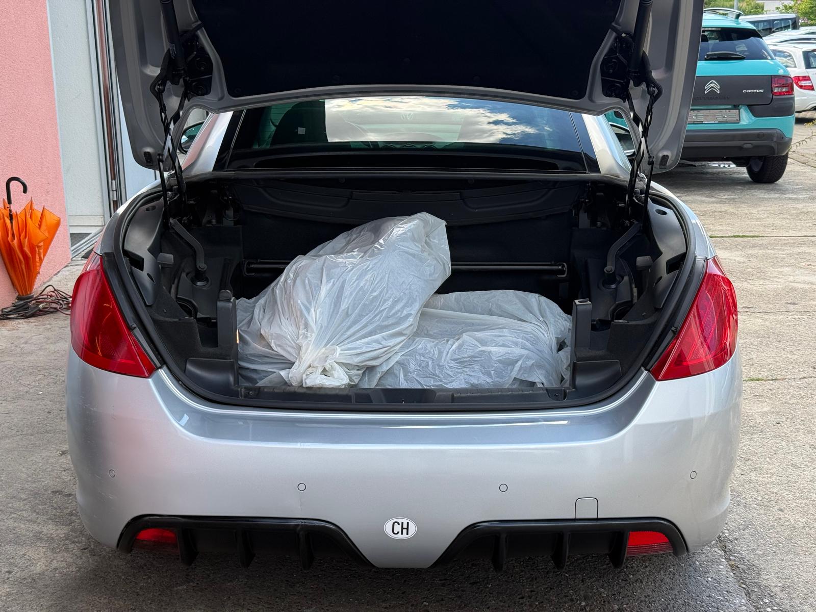 PEUGEOT 308 CC 1.6 16V Turbo Sport Pack-image-5