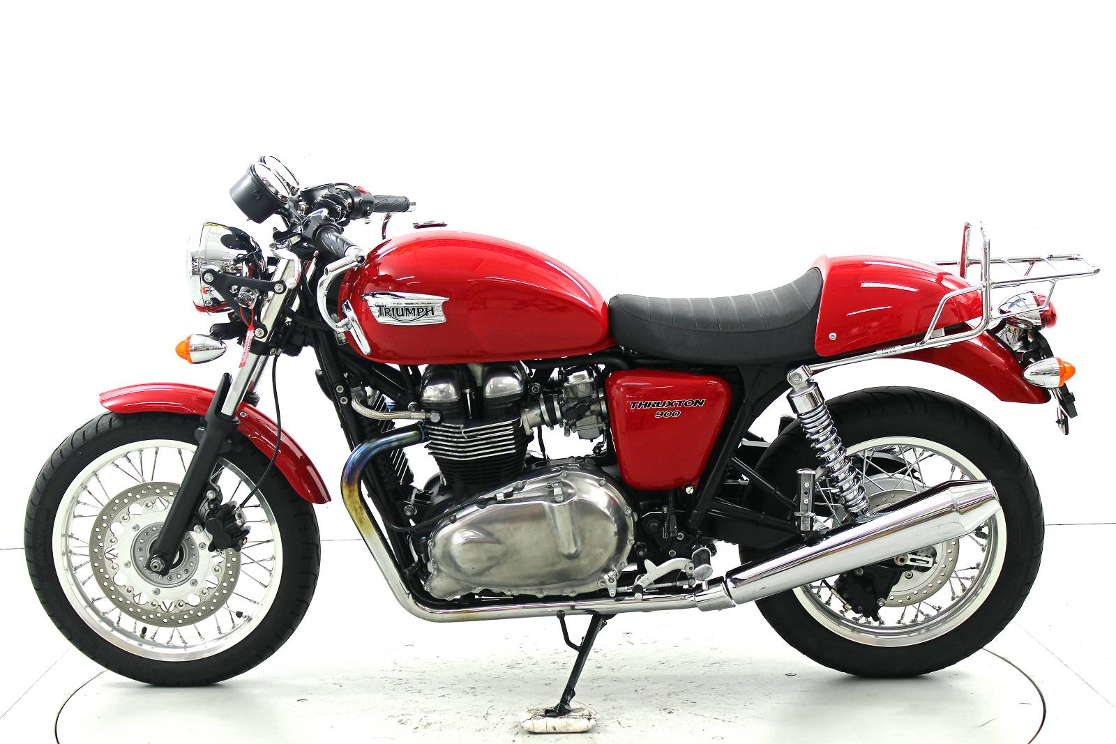 TRIUMPH Thruxton-image-4