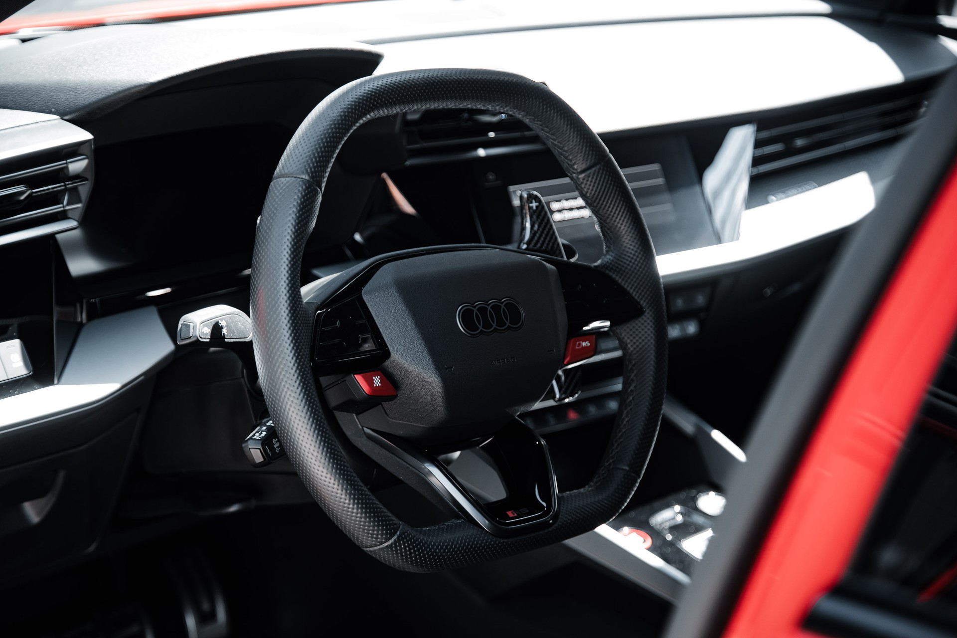AUDI RS3 Sportback 2.5 TSI quattro S-tronic-image-27