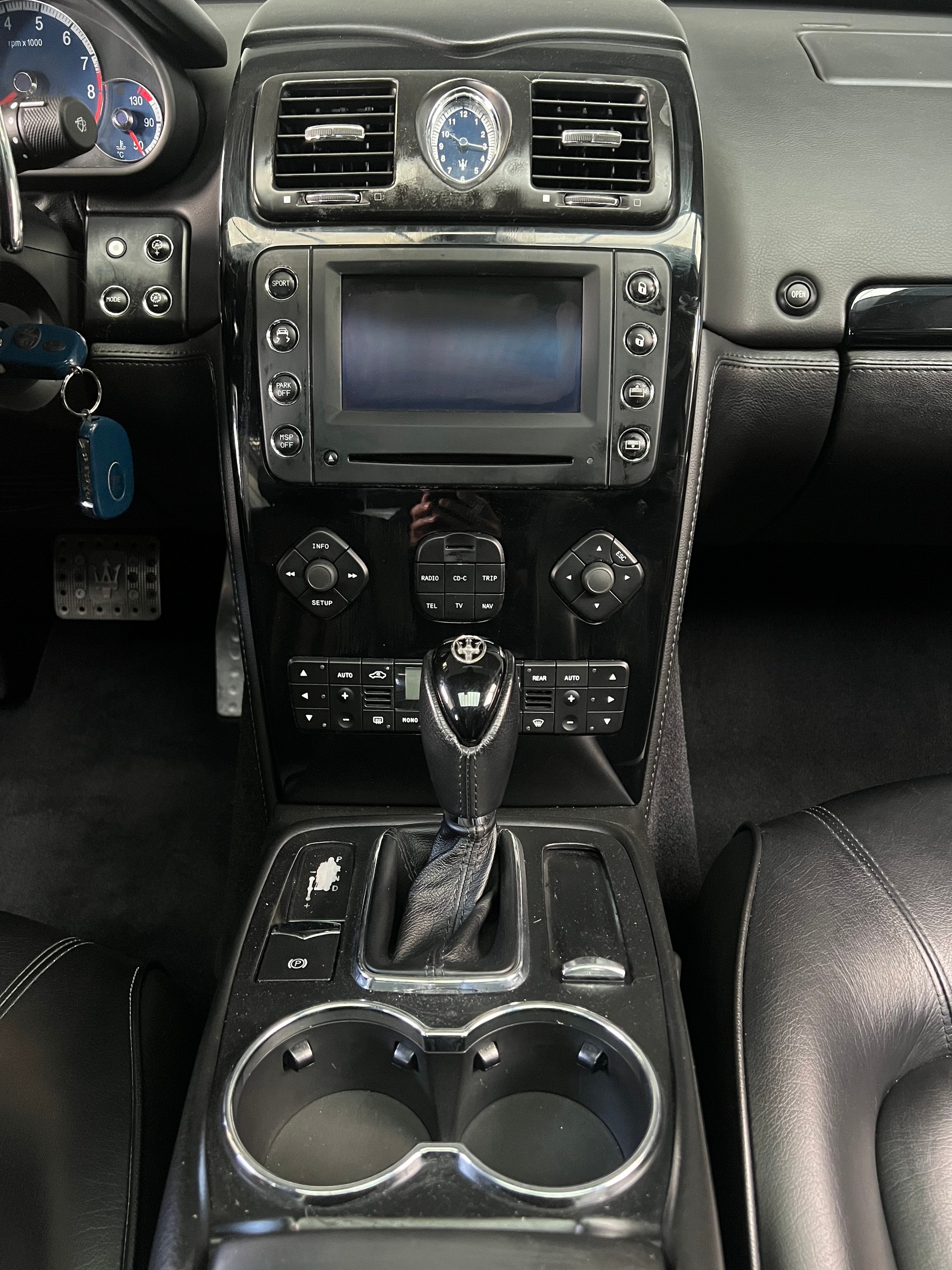 MASERATI Quattroporte 4.2 V8 Sport GT Automatica-image-5