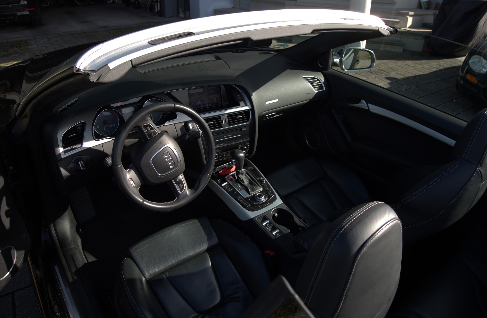 AUDI Cabriolet-image-4