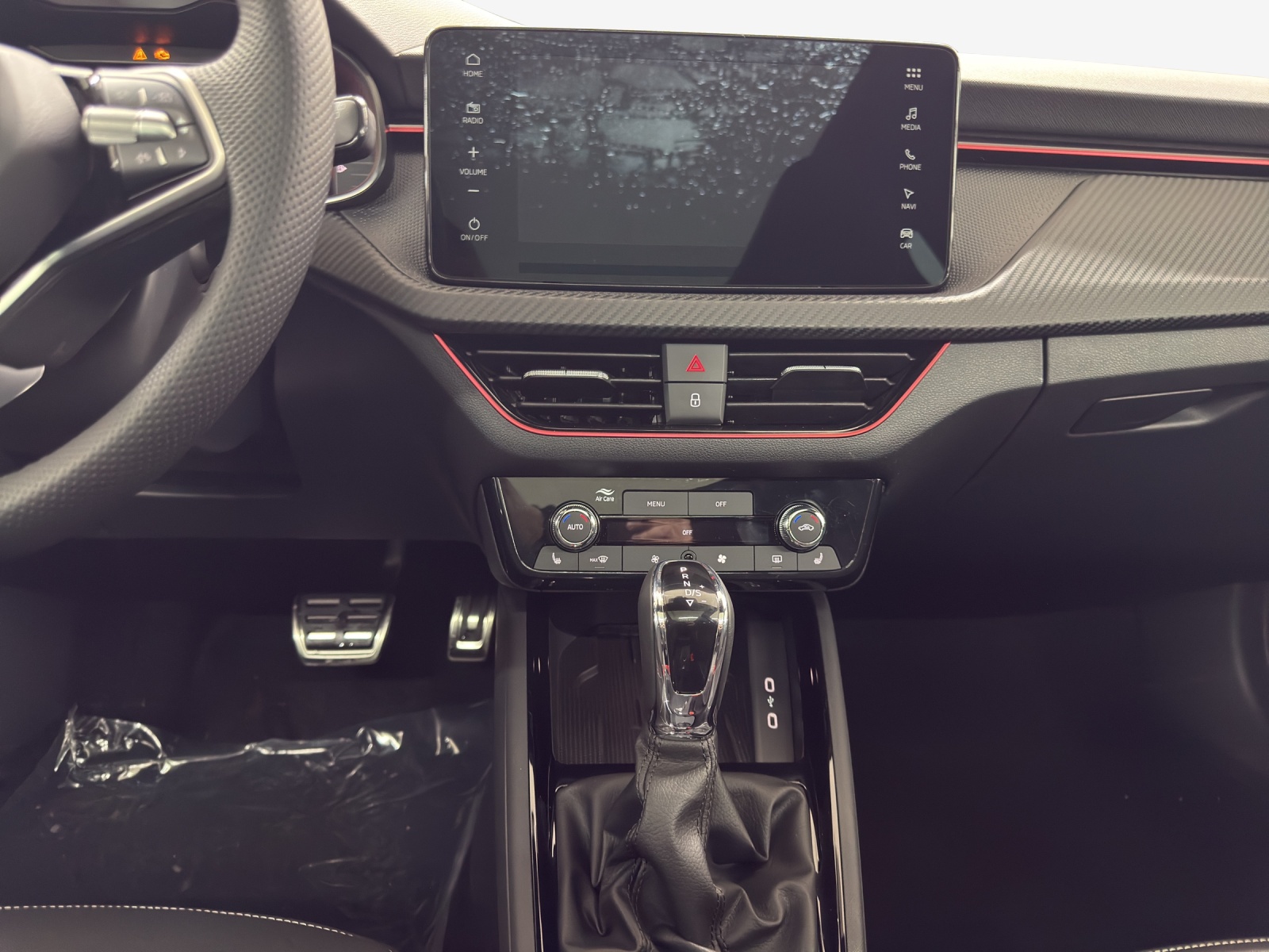 SKODA Kamiq 1.5 TSI Monte Carlo DSG-image-10