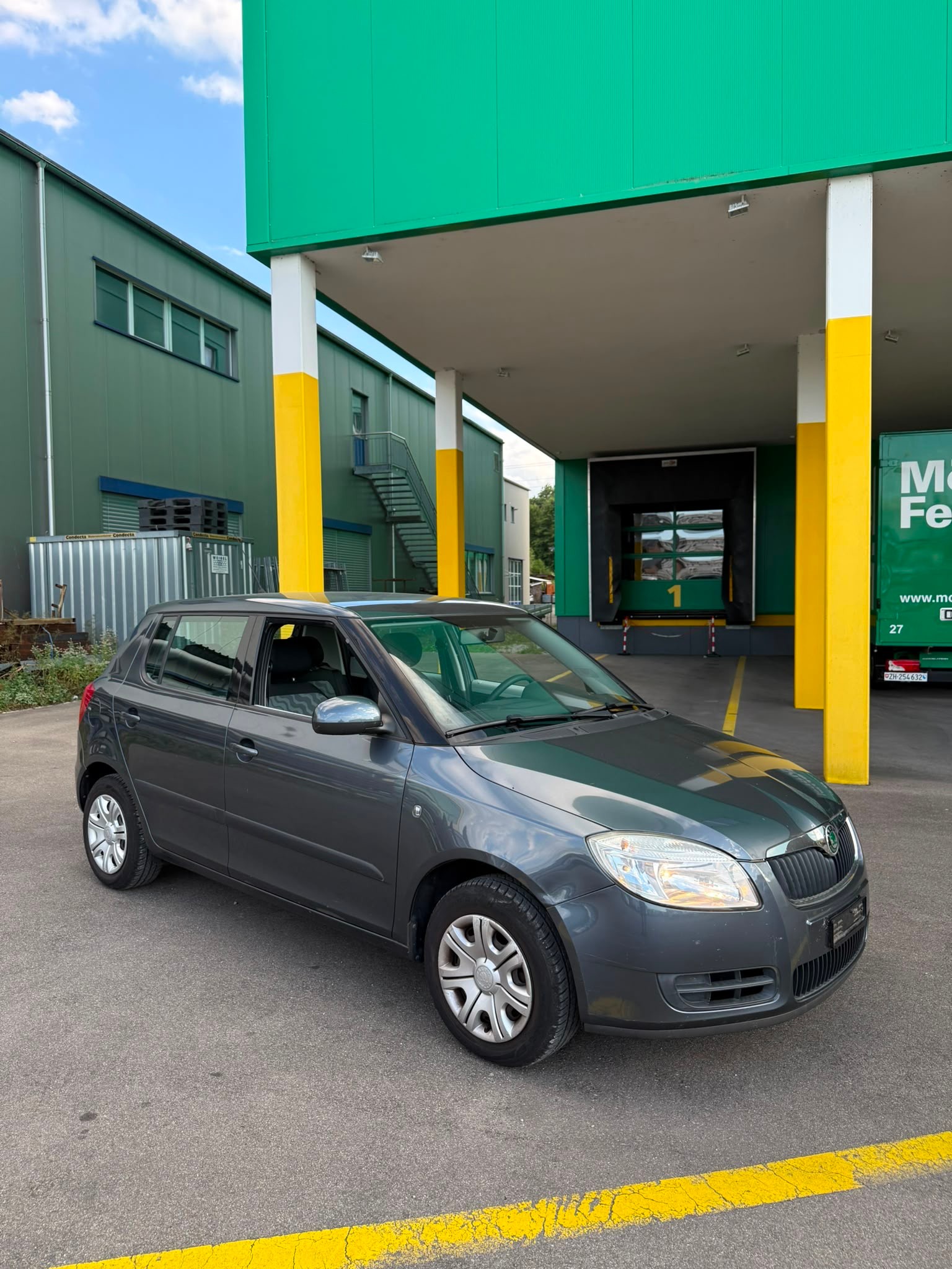 SKODA Fabia 1.2 Entry-image-2
