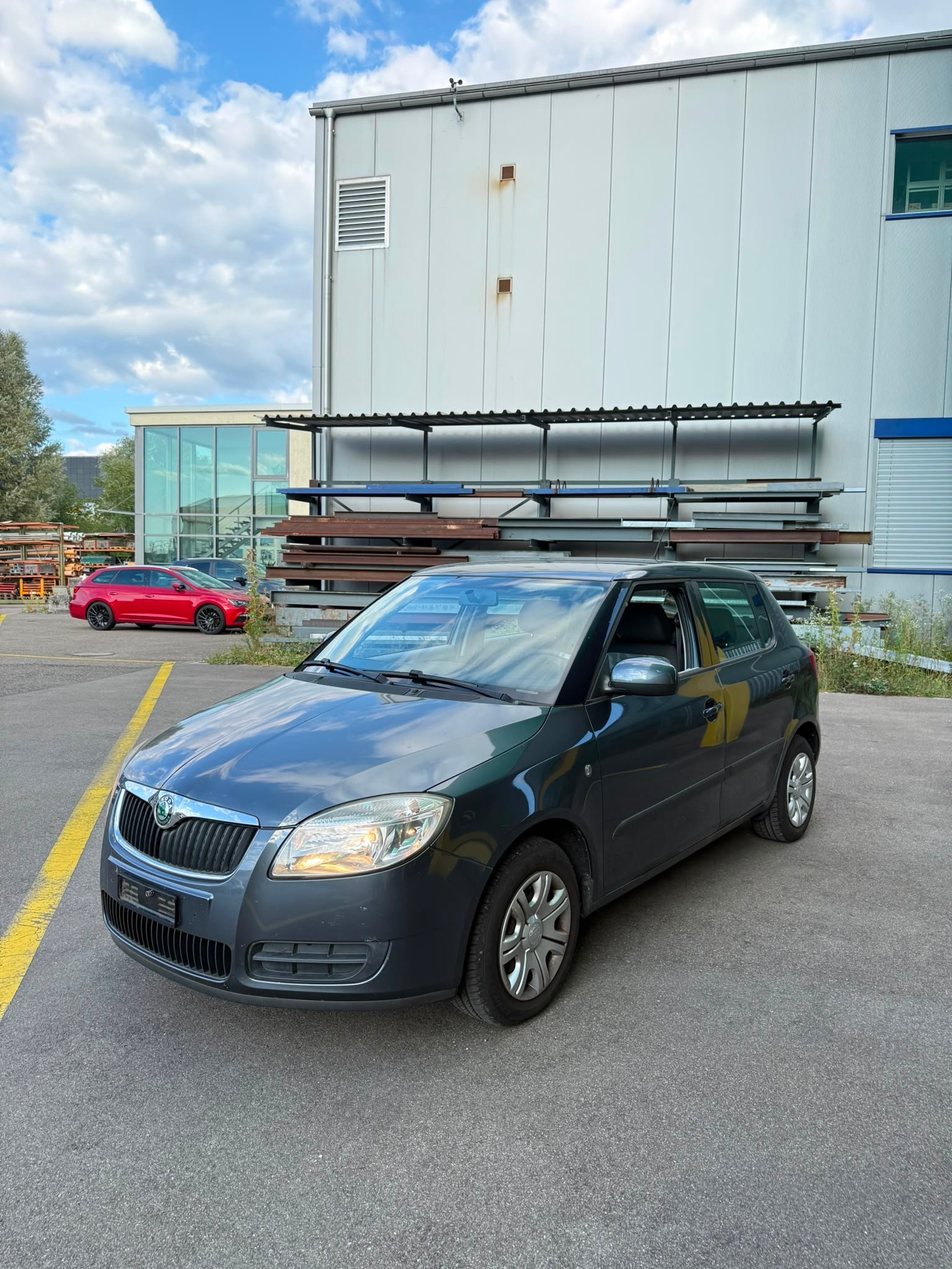 SKODA Fabia 1.2 Entry-image-0