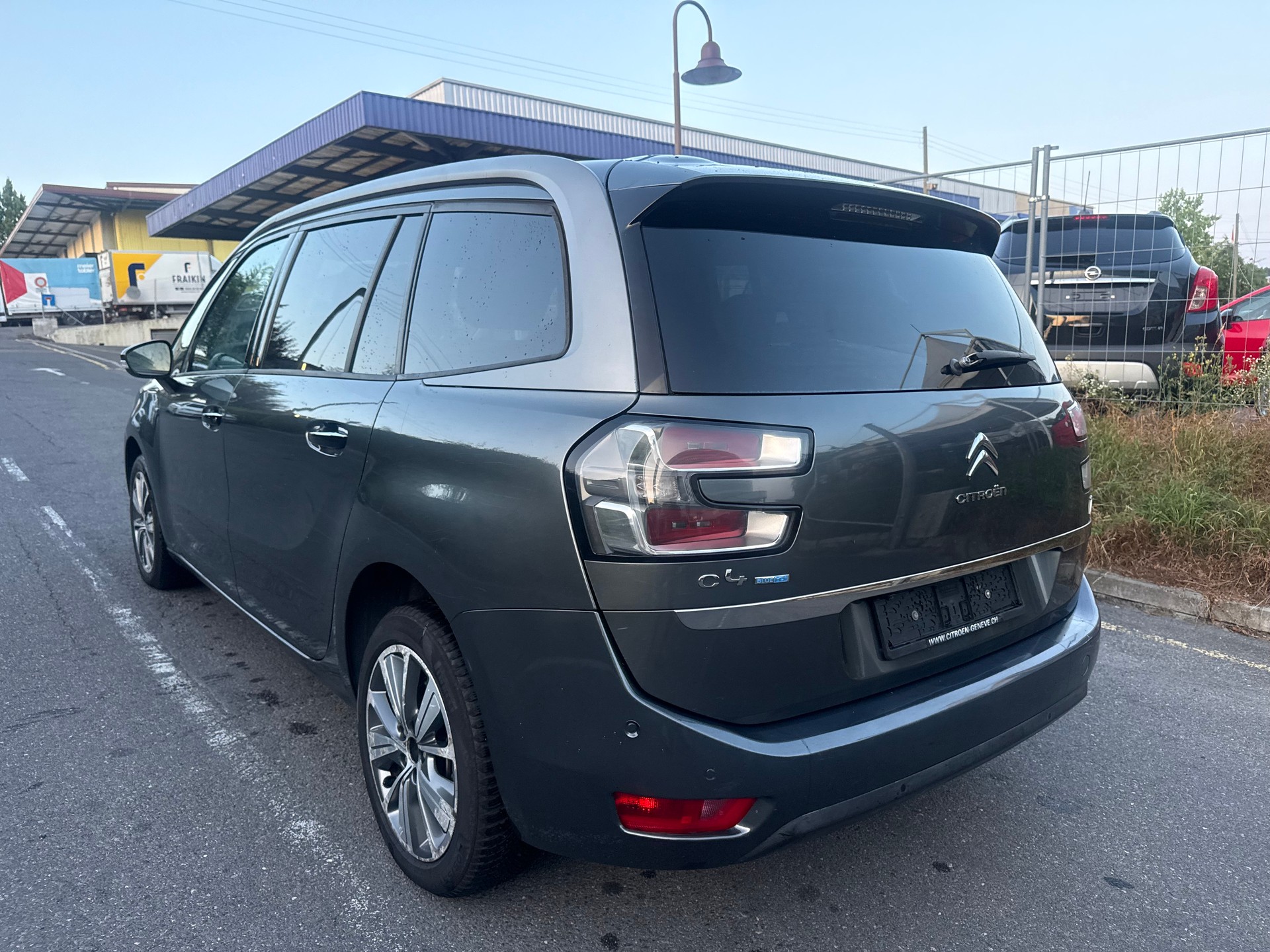 CITROEN Grand C4 Picasso 2.0 BlueHDi Exclusive Automatic-image-4