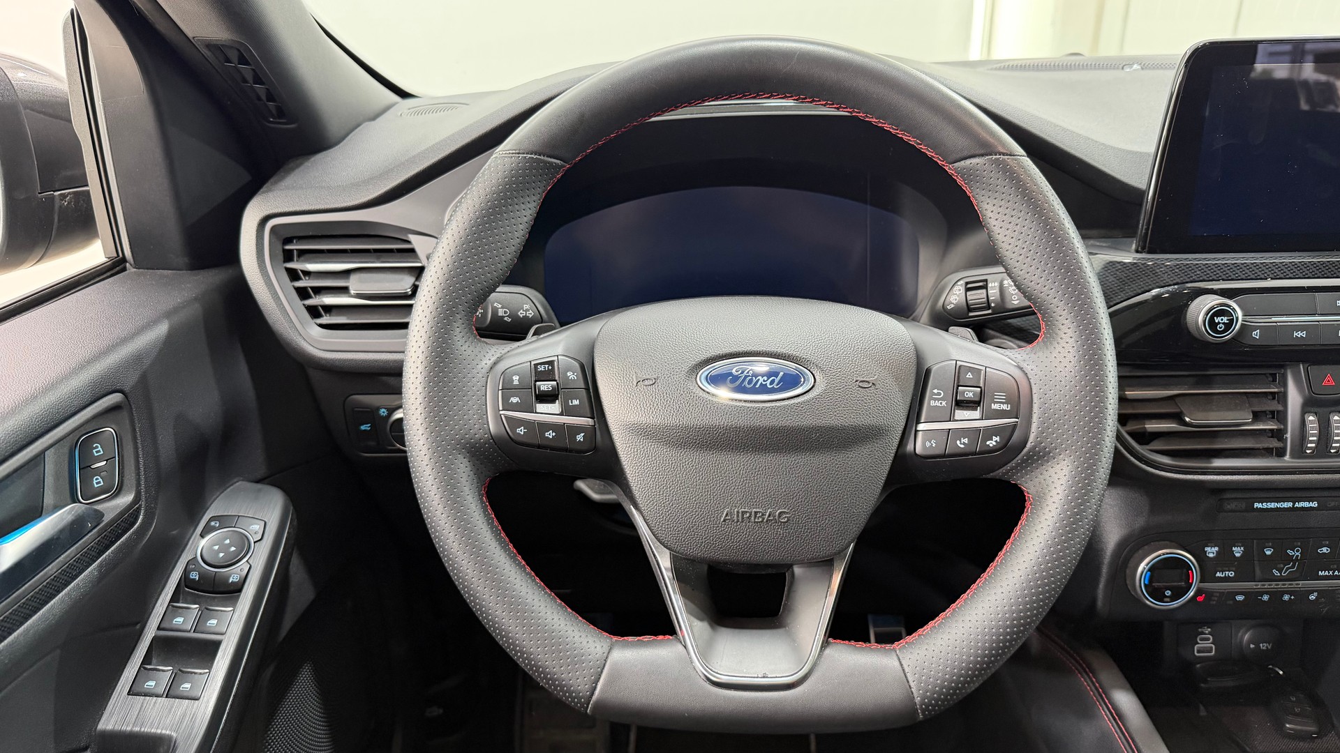 FORD Kuga 2.0 EcoBlue ST-Line X 4x4-image-14
