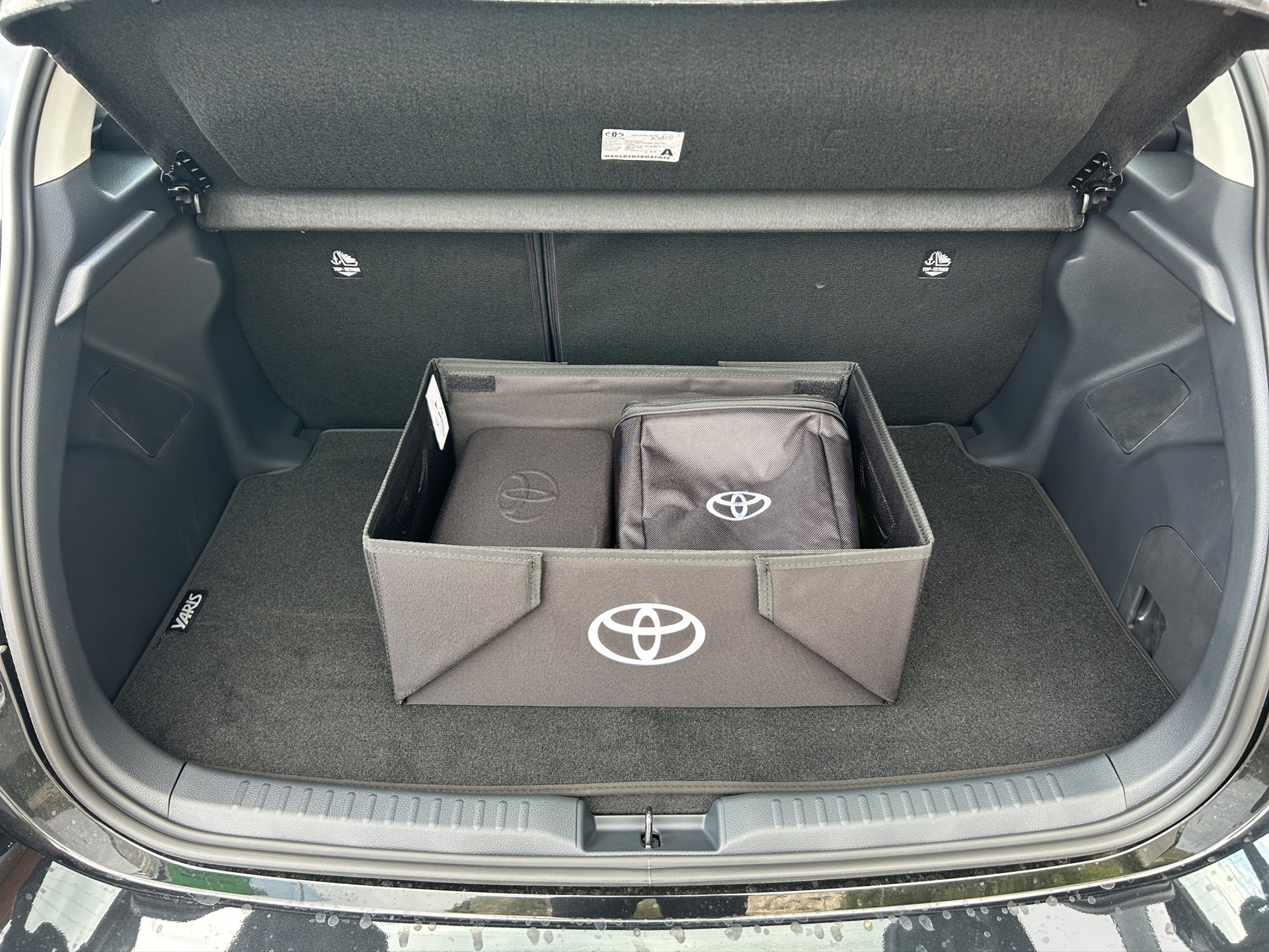 TOYOTA Yaris 1.5 Comfort e-CVT-image-15