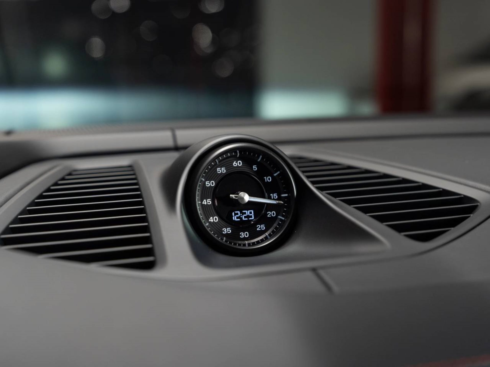 PORSCHE Macan GTS-image-17