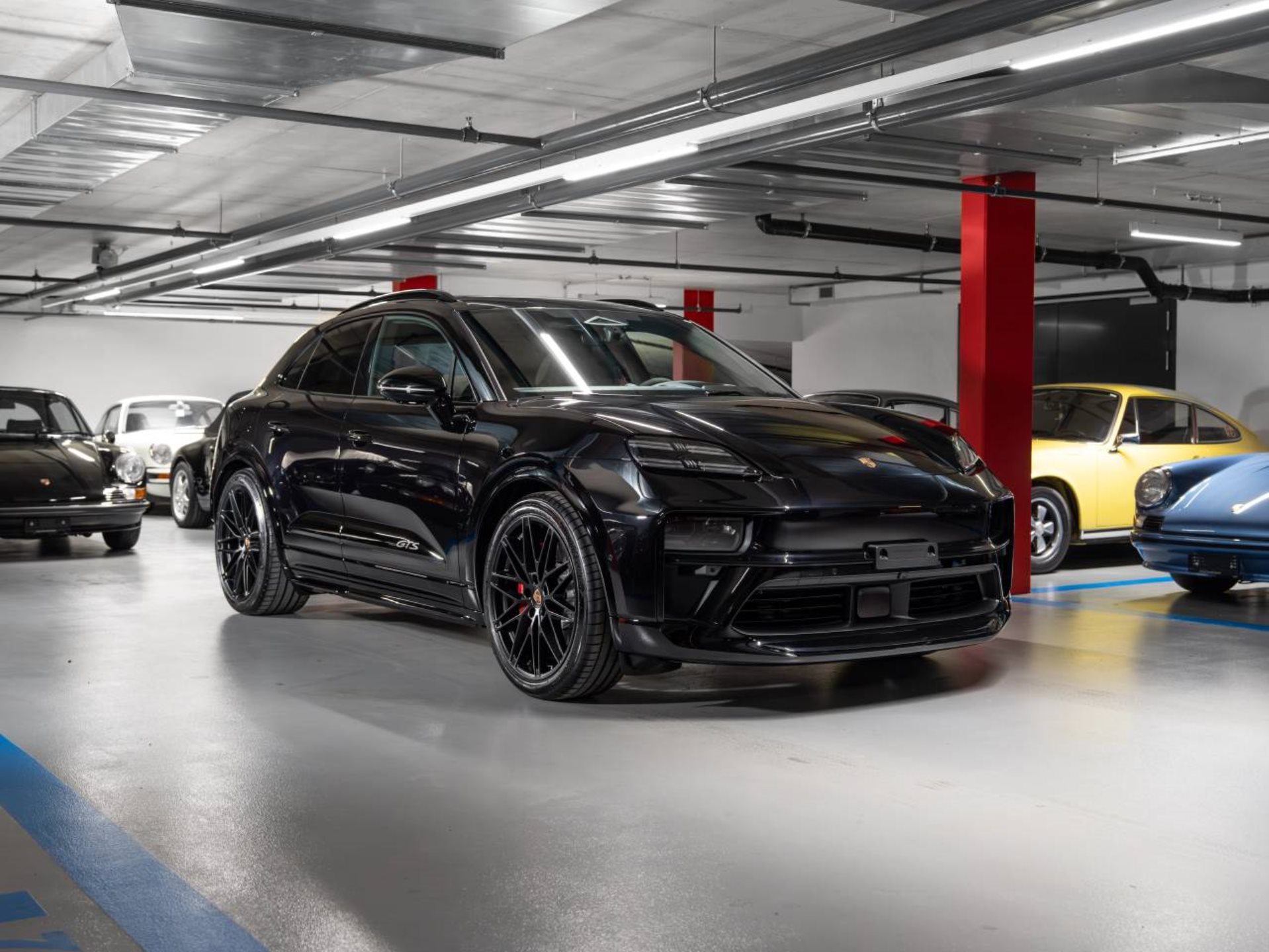 PORSCHE Macan GTS-image-2