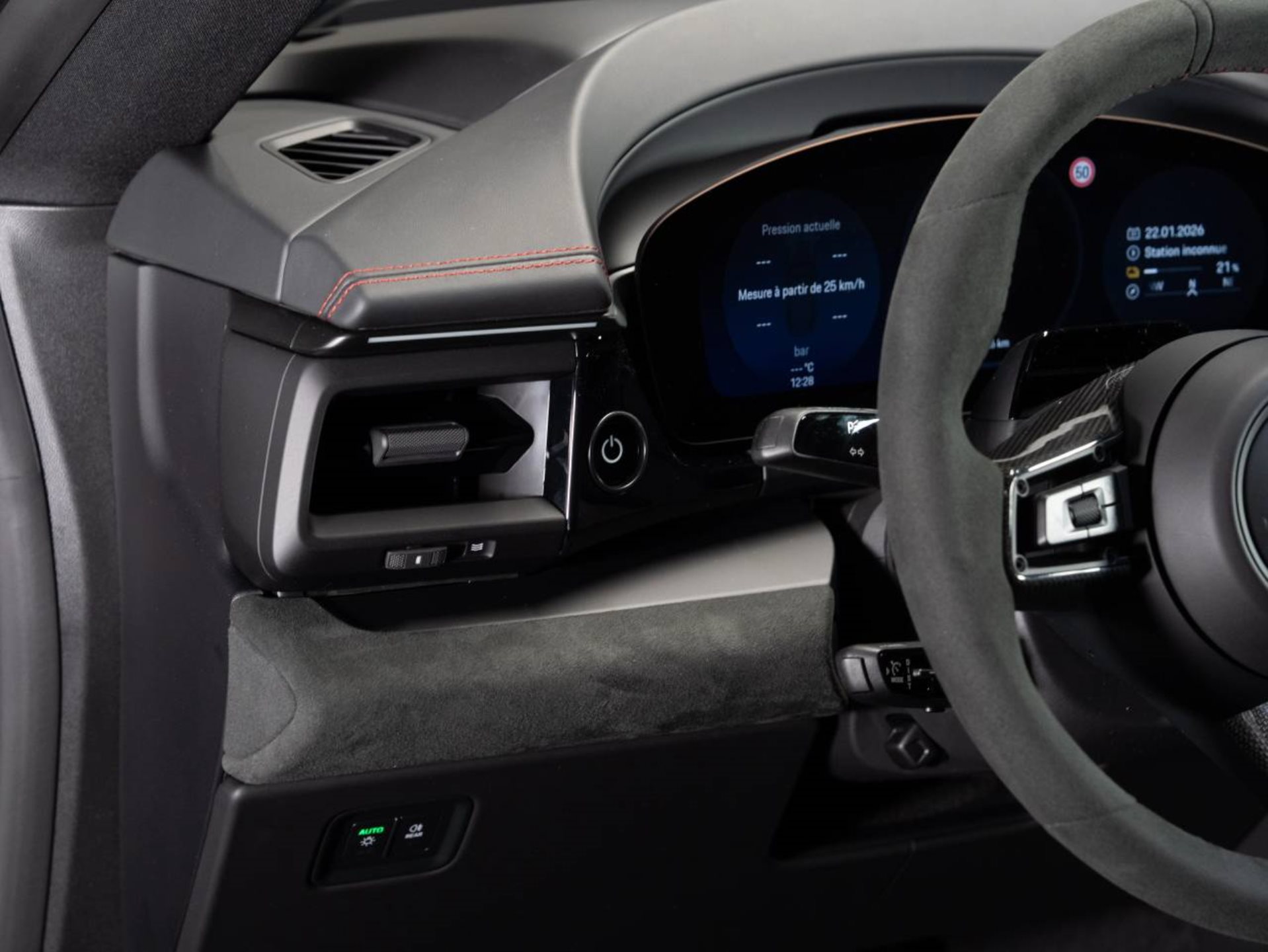 PORSCHE Macan GTS-image-15