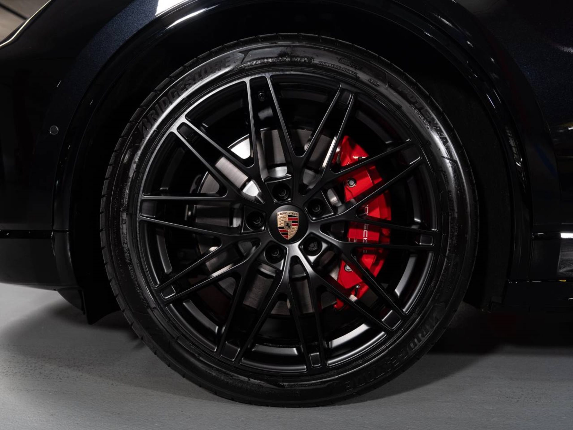 PORSCHE Macan GTS-image-24
