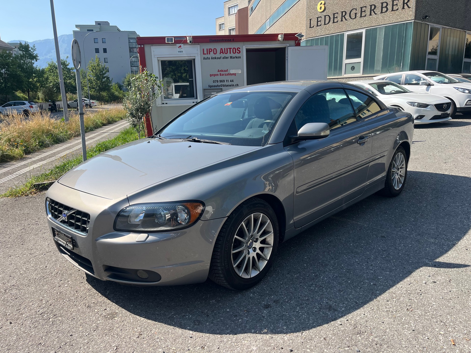 VOLVO C70 2.4 Summum-image-1