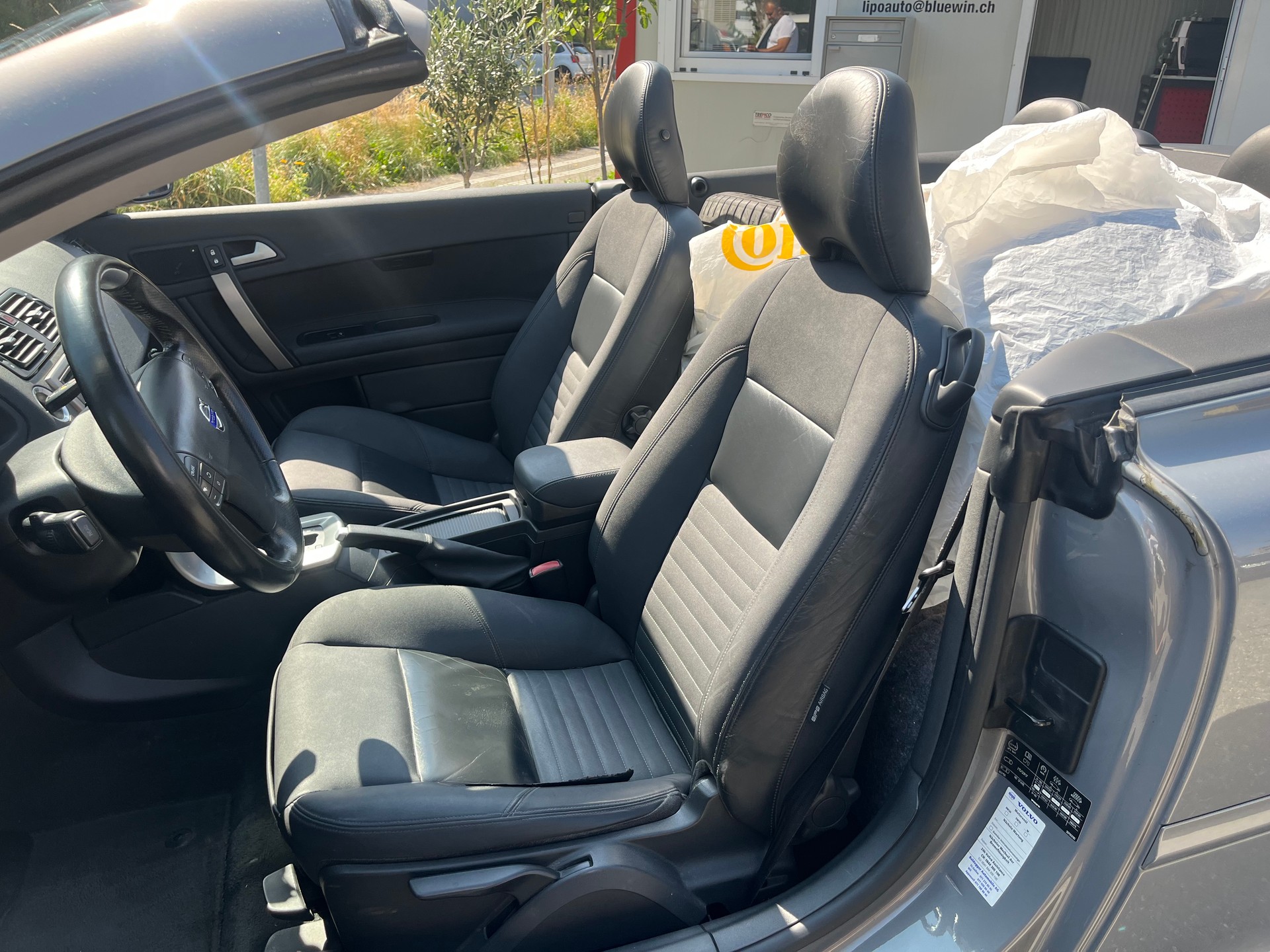 VOLVO C70 2.4 Summum-image-9
