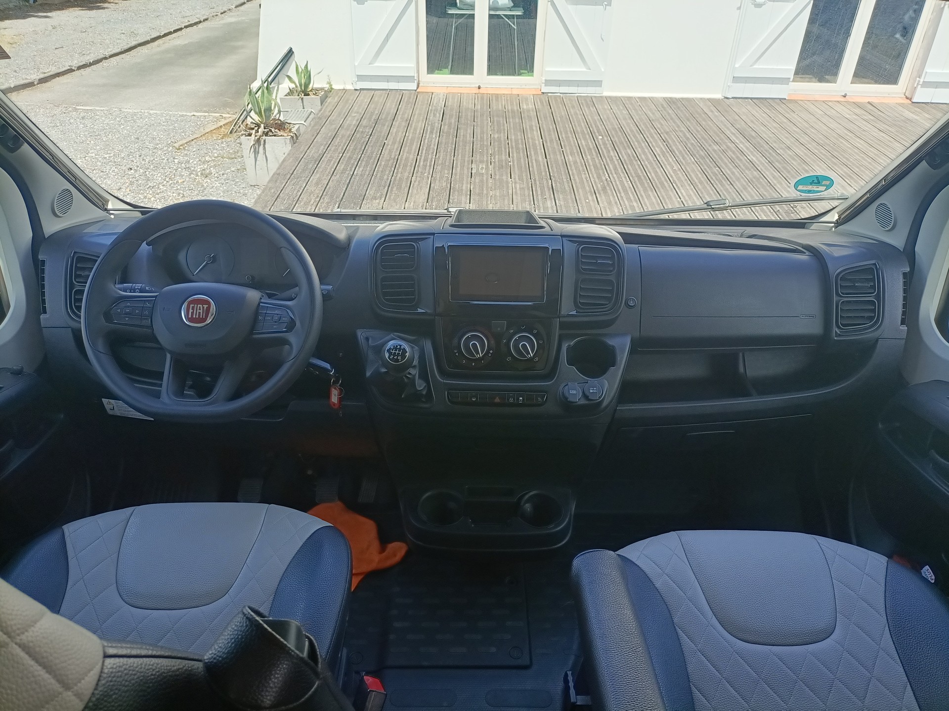 FIAT 2024 Fiat Ducato Weinsberg CaraSuite | Voll ausgestattet | Schlafplätze für 5 Personen-image-15