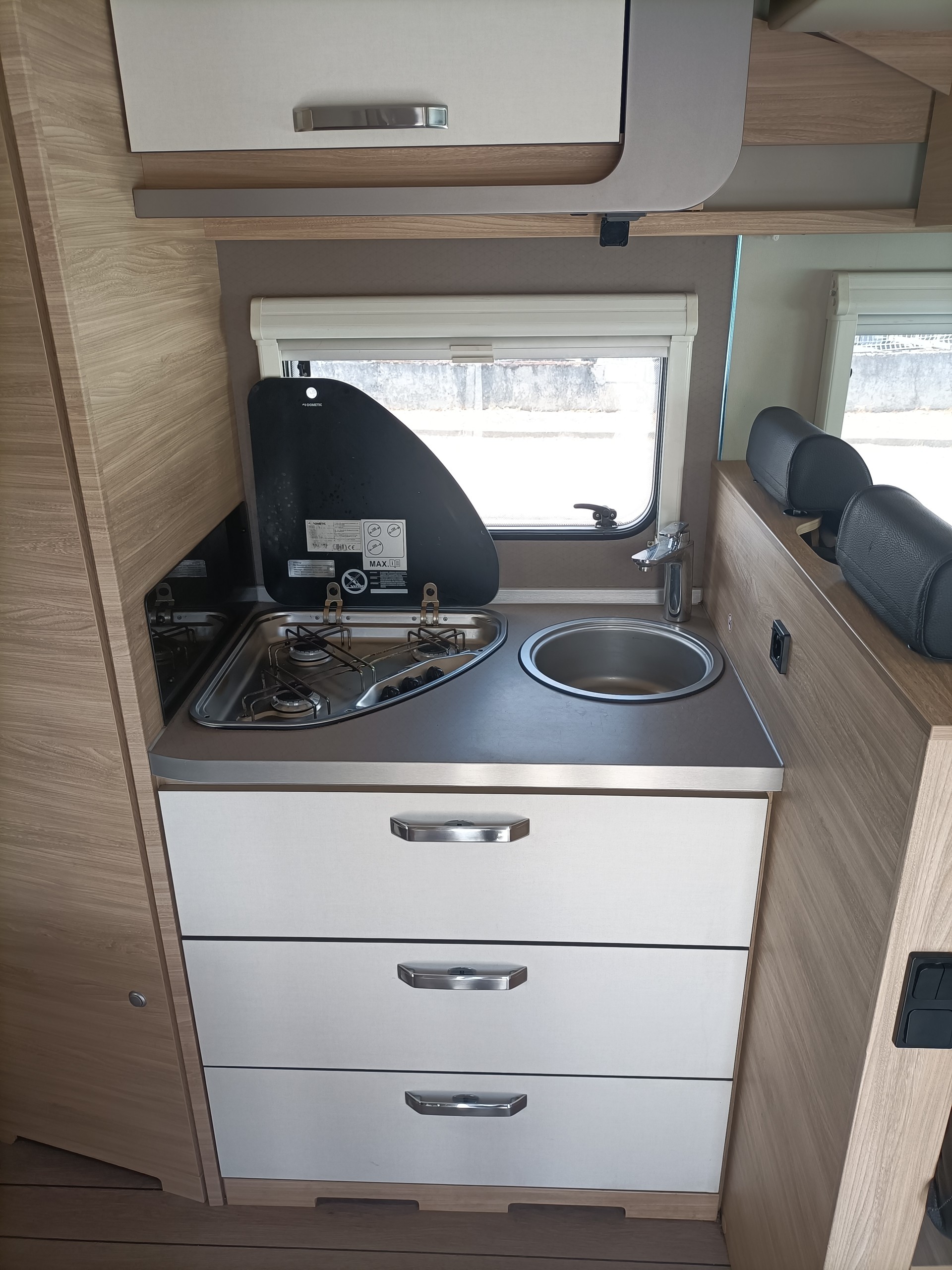 FIAT 2024 Fiat Ducato Weinsberg CaraSuite | Voll ausgestattet | Schlafplätze für 5 Personen-image-6