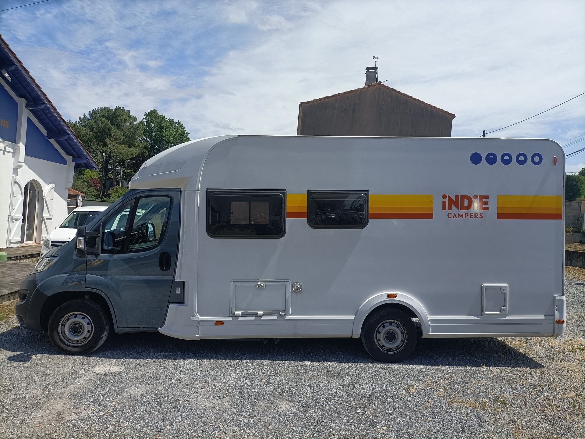 FIAT 2024 Fiat Ducato Weinsberg CaraSuite | Voll ausgestattet | Schlafplätze für 5 Personen-image-0