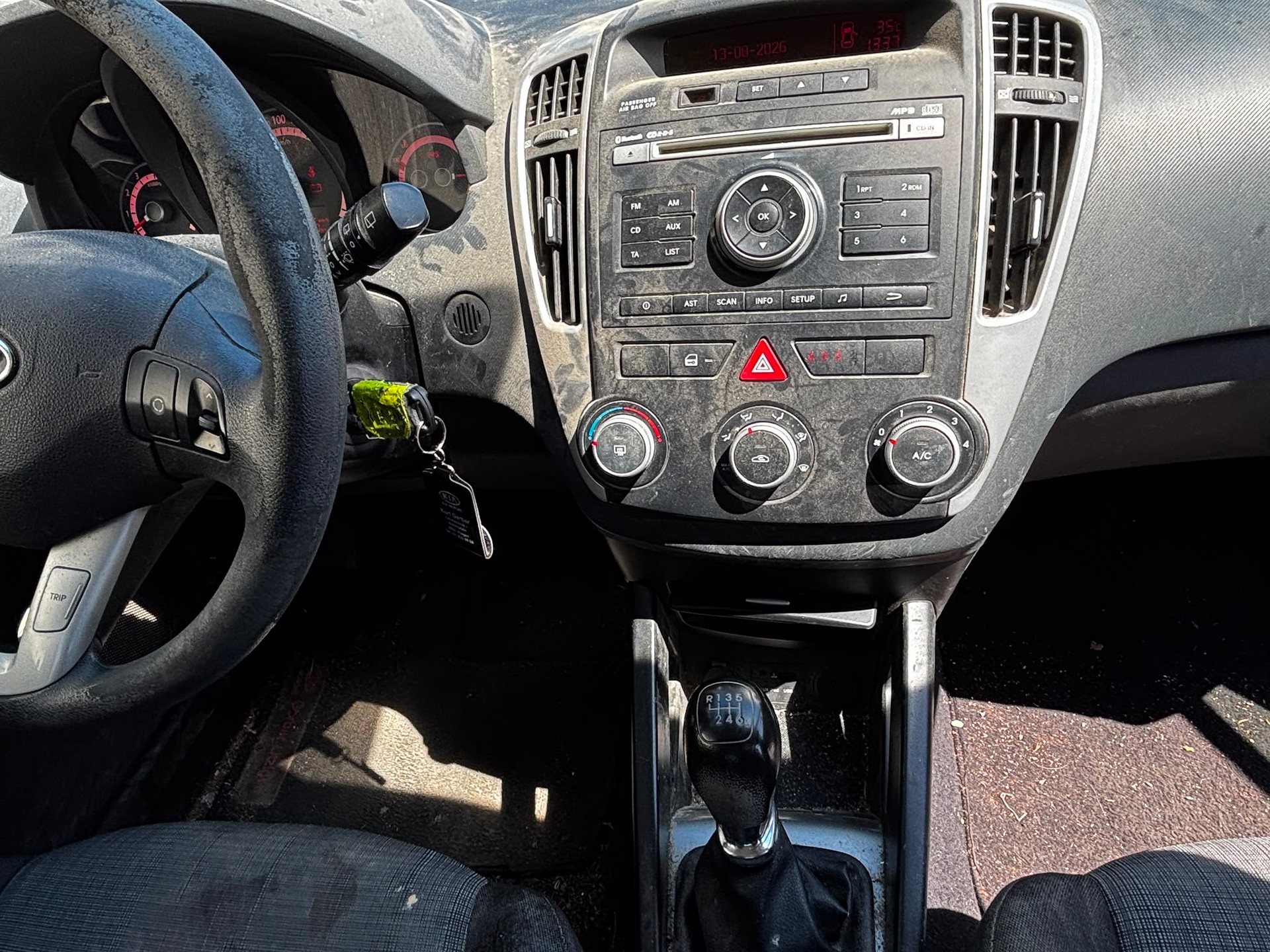 KIA Cee'd 1.6 16V Trend-image-5