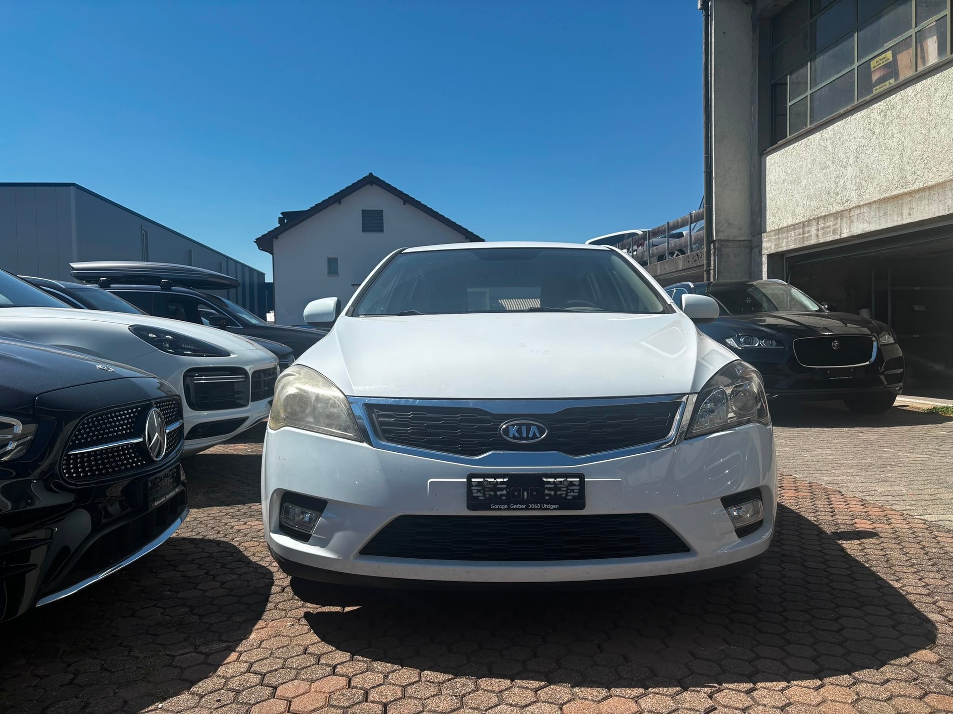 KIA Cee'd 1.6 16V Trend-image-0