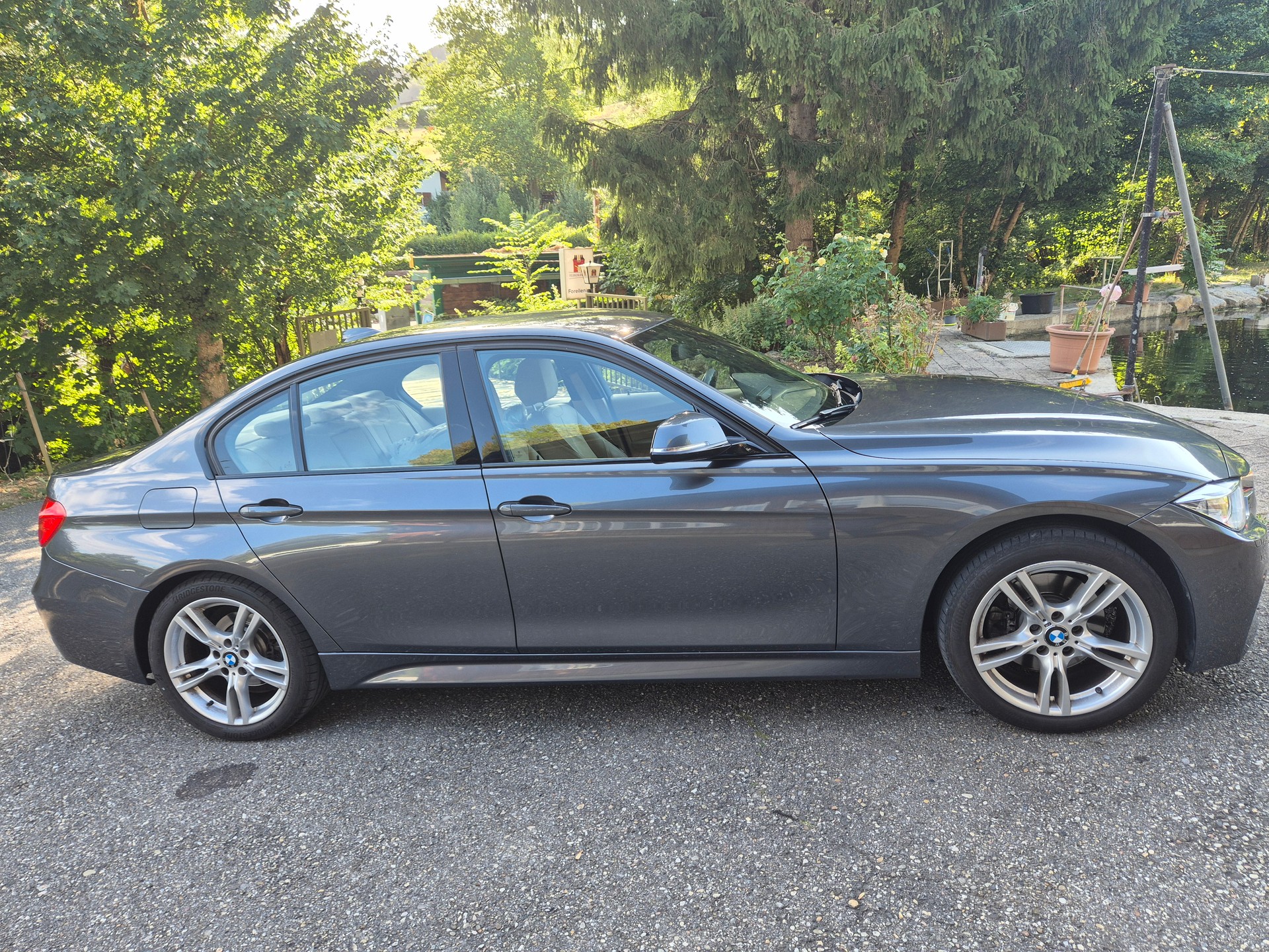 BMW 328i xDrive Sport Line Steptronic-image-2
