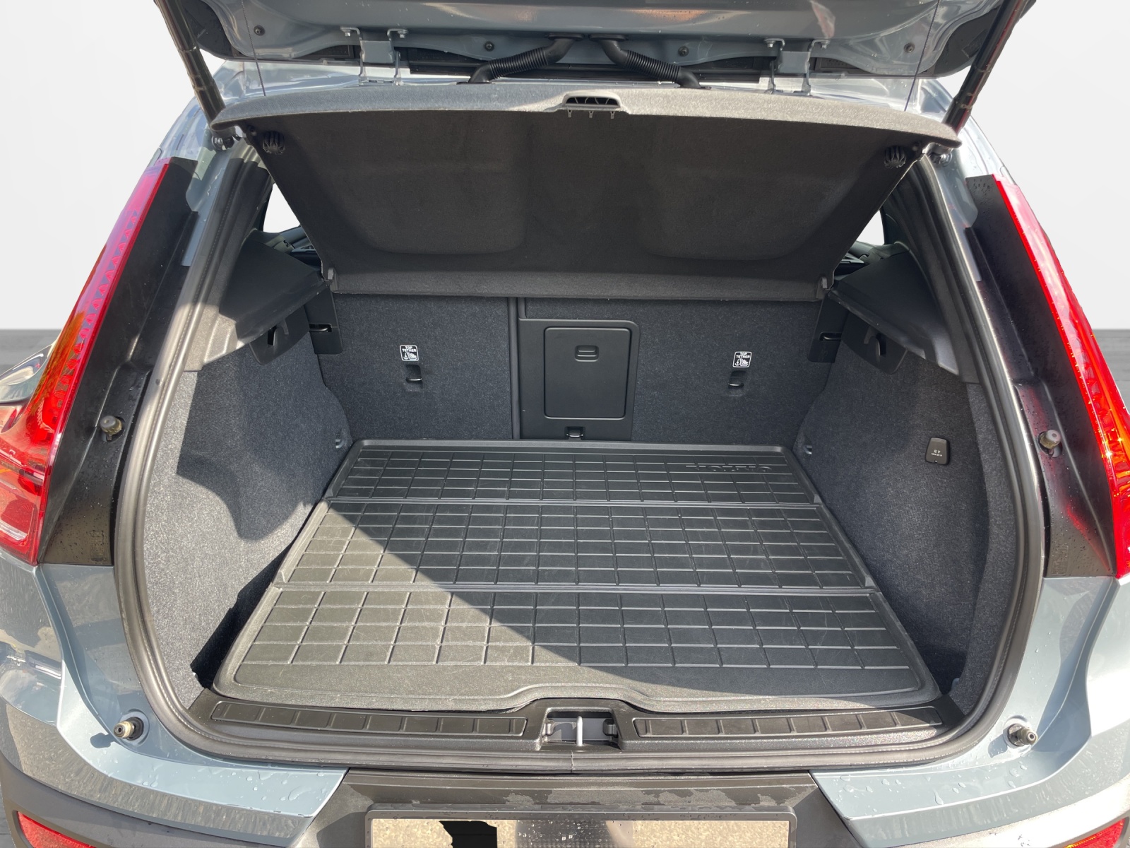 VOLVO XC40 1.5 T5 PiH Ultimate Dark-image-14