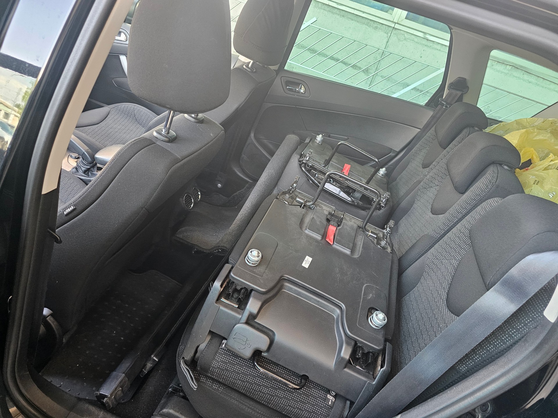 PEUGEOT 308 SW 1.6 16V Turbo Sport Pack Automatic-image-9