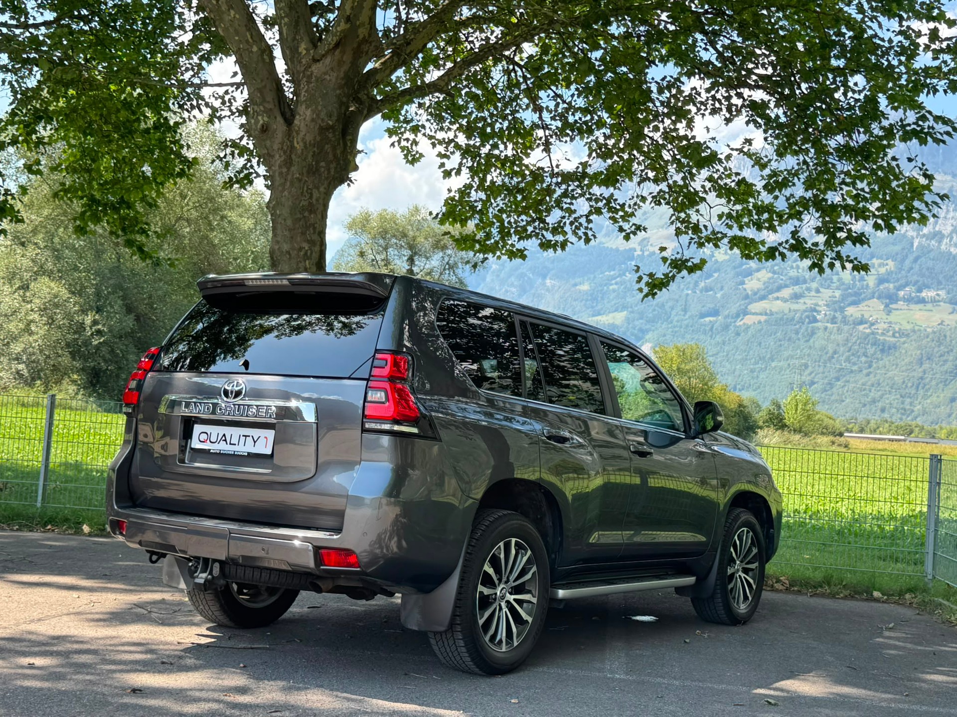 TOYOTA Land Cruiser 2.8TD Premium Automatic-image-6